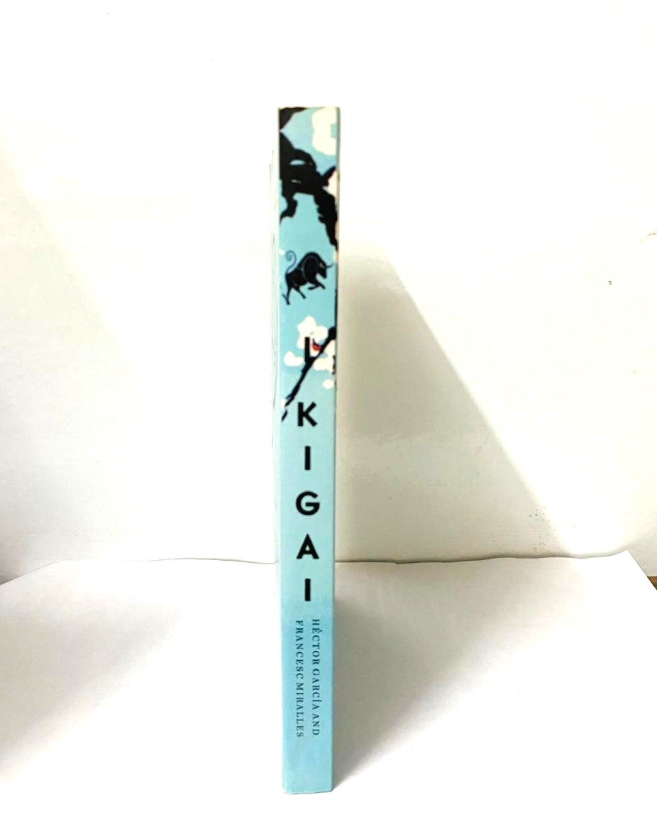 Ikigai The Japanese Secret to a Long and Happy Life Paperback usa stock