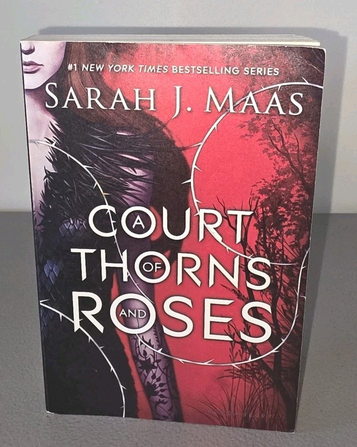 Court of Thorns & Roses by Sarah J. Maas (2016, Original OOP Cover, Paperback)