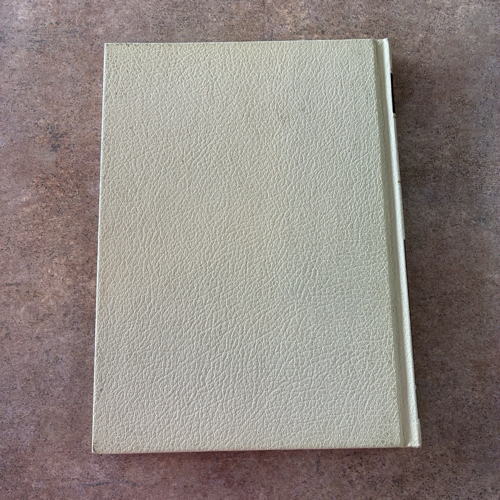 Vintage Childcraft Vol. 6 – Great Men And Famous Deeds Hardcover 256 Pages
