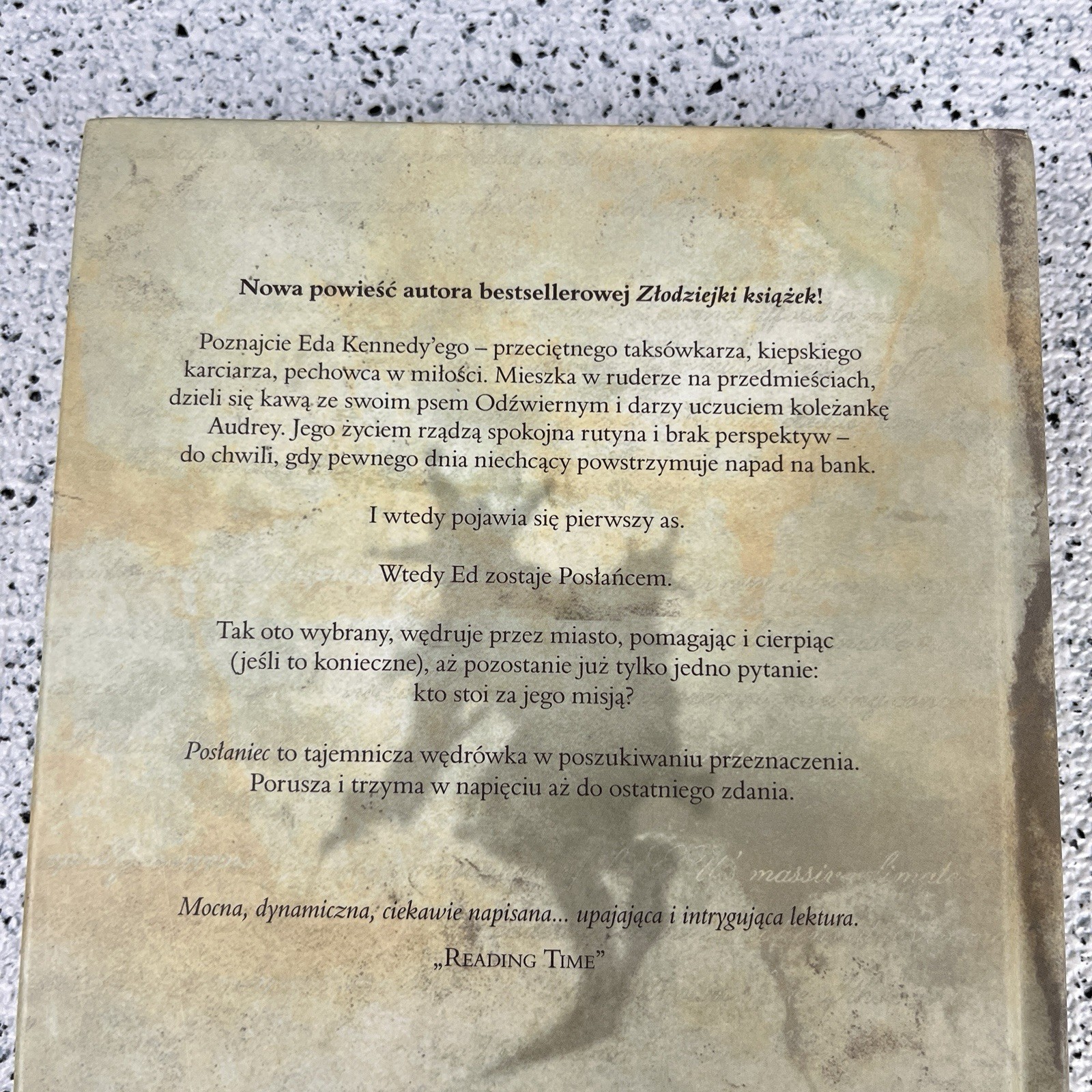 The Messenger by Markus Zusak POLISH Edition Hardcover Book 2009