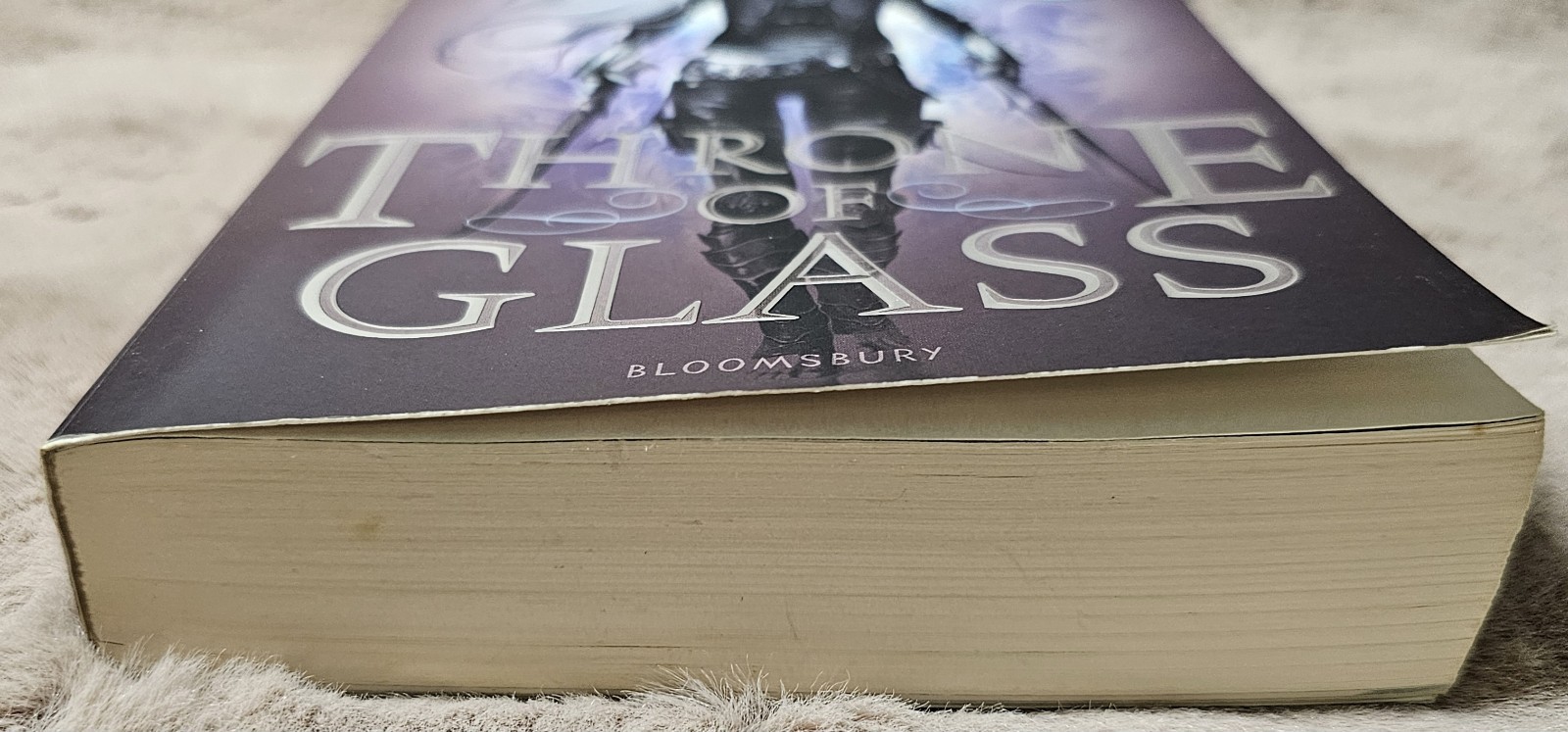 ​Throne of Glass Sarah J Maas Paperback Book 1 Bloomsbury