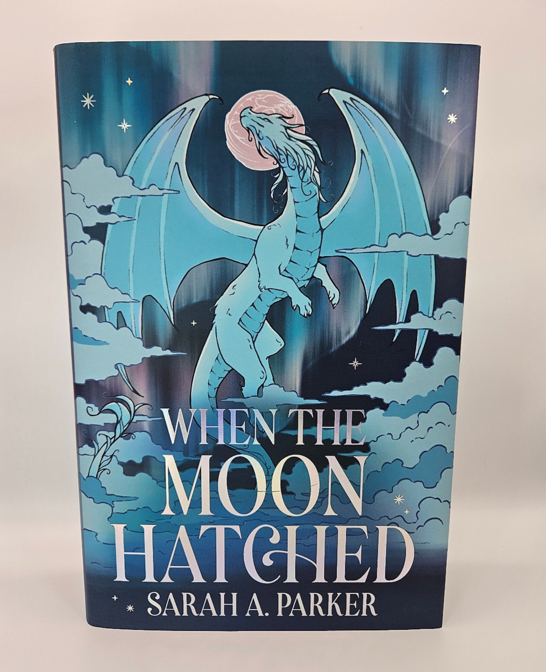 {Signed} When The Moon Hatched – Sarah A Parker {Fairyloot} + {Owlcrate Tote}