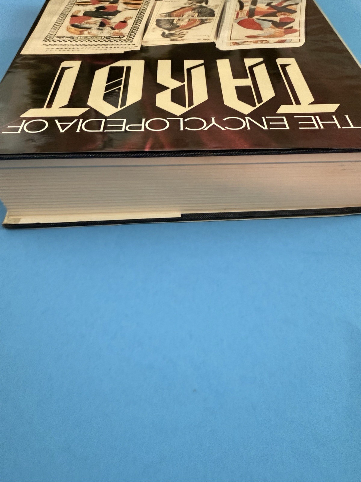 The Encyclopedia of Tarot, Volume II by Stuart R. Kaplan – Free Ship