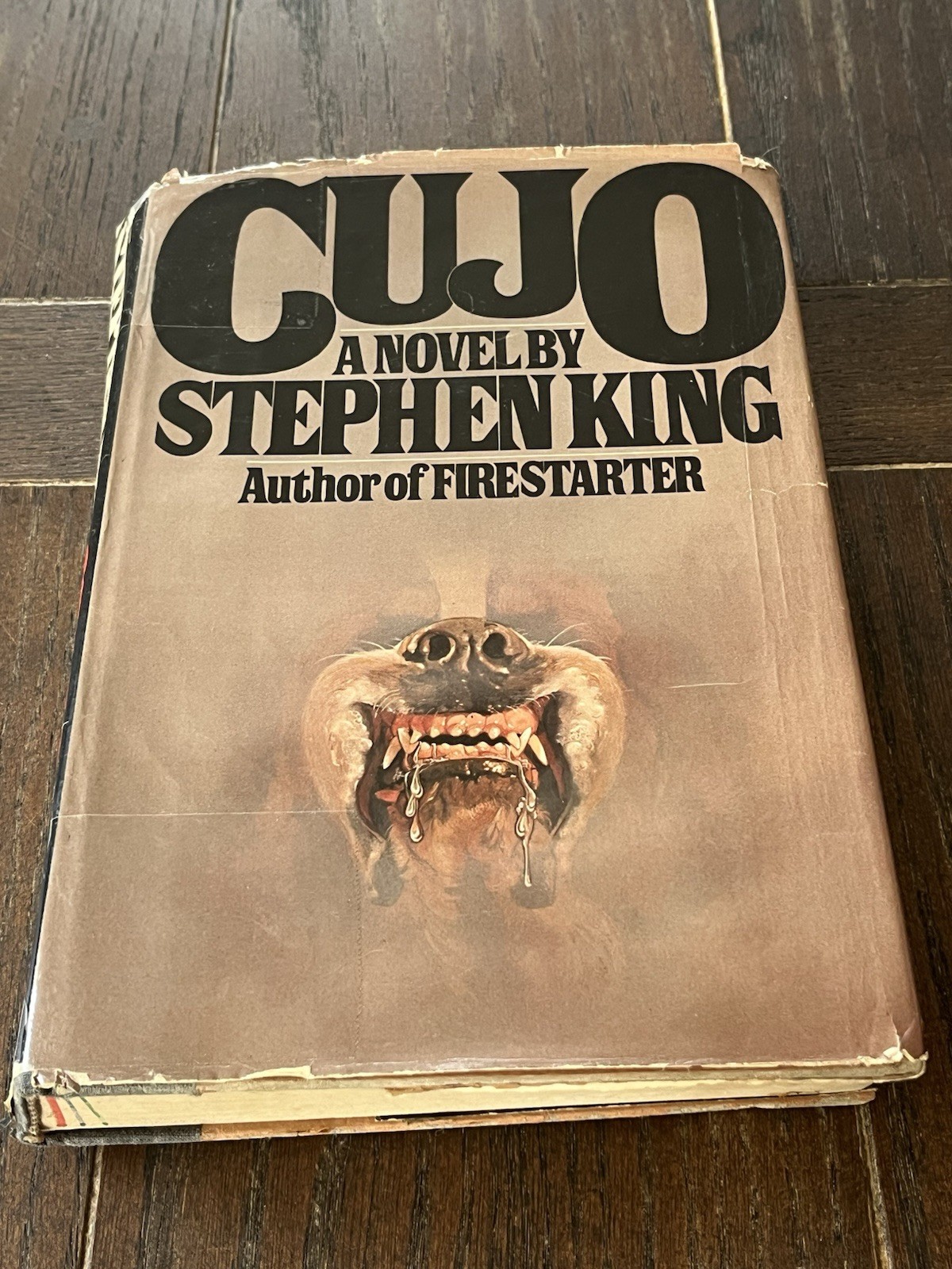 CUJO by Stephen King ISBN 0-670-45193-2 (First Edition 1981 Viking Press)