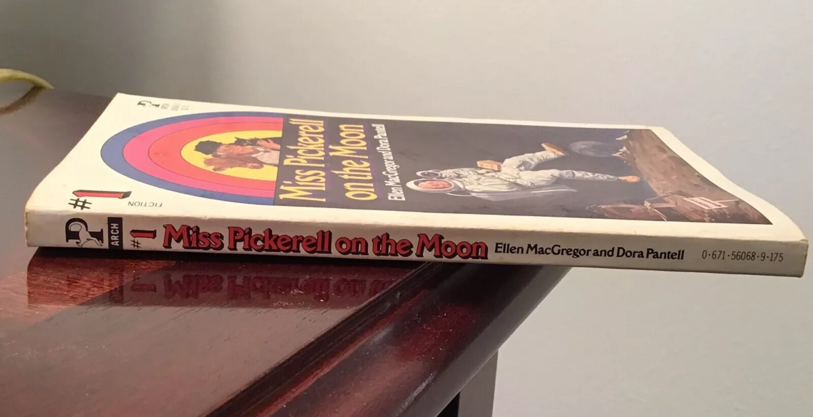 Miss Pickerell On The Moon Ellen MacGregor 1980 Paperback