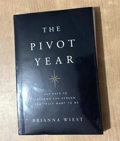 The Pivot Year – by Brianna Wiest ( free shipping ) Paperback**