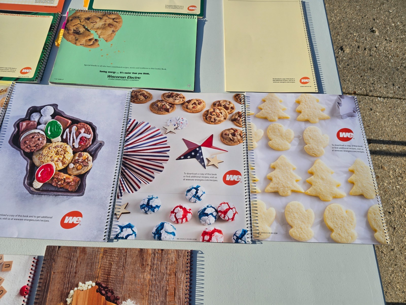 Lot of 11 Wisconsin Electric WE Energies Cookie Book Recipe Cookbooks 2006-2019