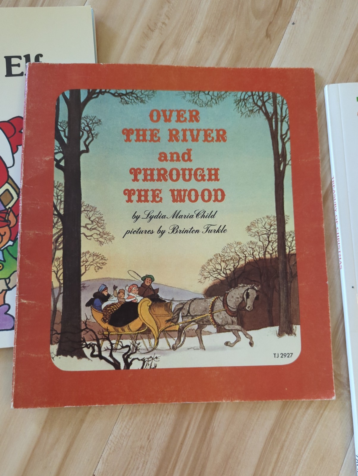 16 BOOKS- Vintage CHILDREN PICTURE BOOKS – HOLIDAY – CHRISTMAS – Ages 4-8 80s