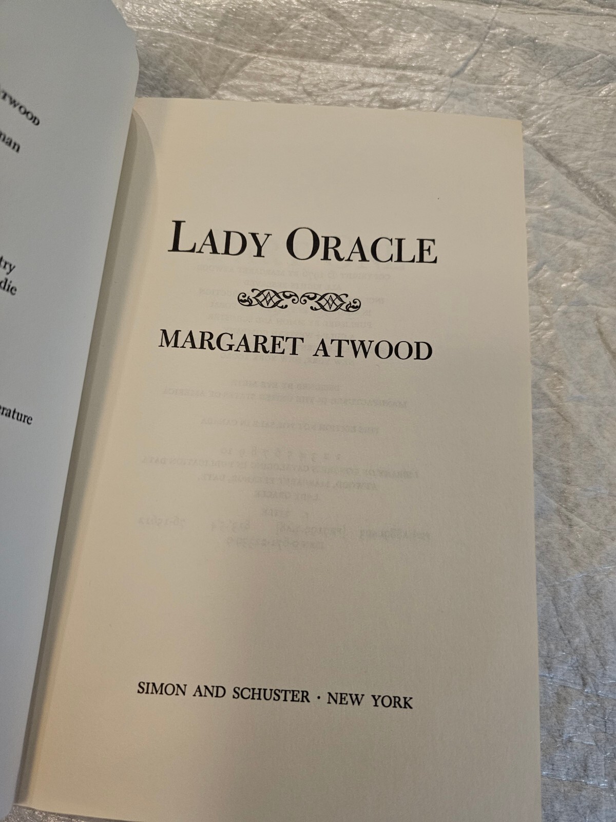 Lady Oracle Margaret Atwood Simon and Schuster 1976 1st US Edition/Print