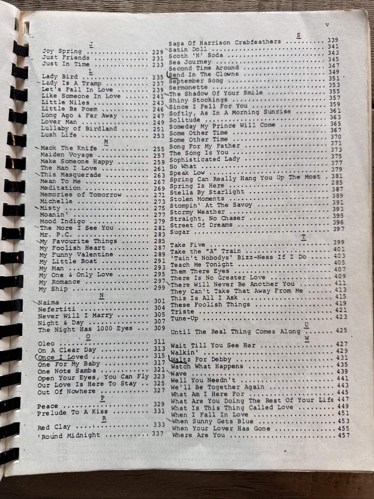 The Real Vocal Book – Real Vocal Book Press – 480 Pages – 223 Charts – Vintage