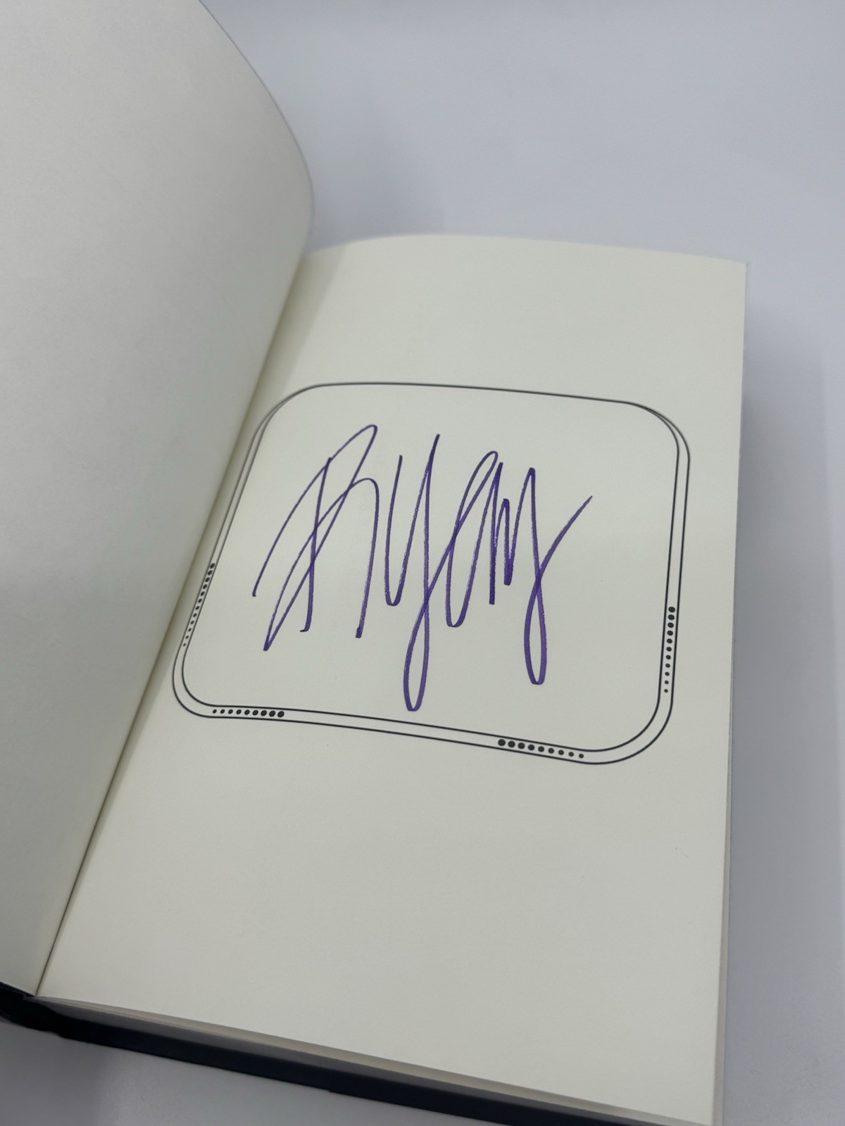 Onyx Storm (Deluxe Limited Edition) by Rebecca Yarros, Hardcover, SIGNED