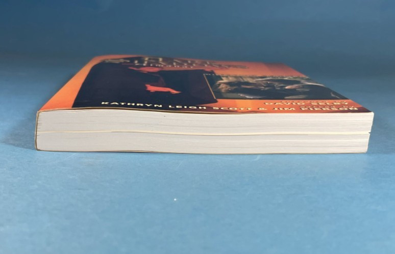 Dark Shadows Almanac Millennium Edition Pomegranate Press First Printing 2000