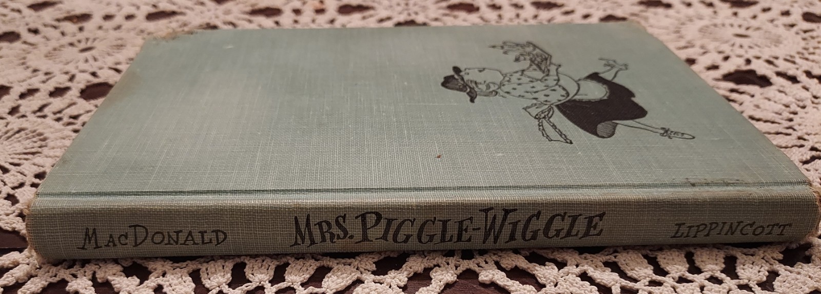 Mrs. Piggle-Wiggle Betty MacDonald Hardcover 1957 Children’s Vintage Book