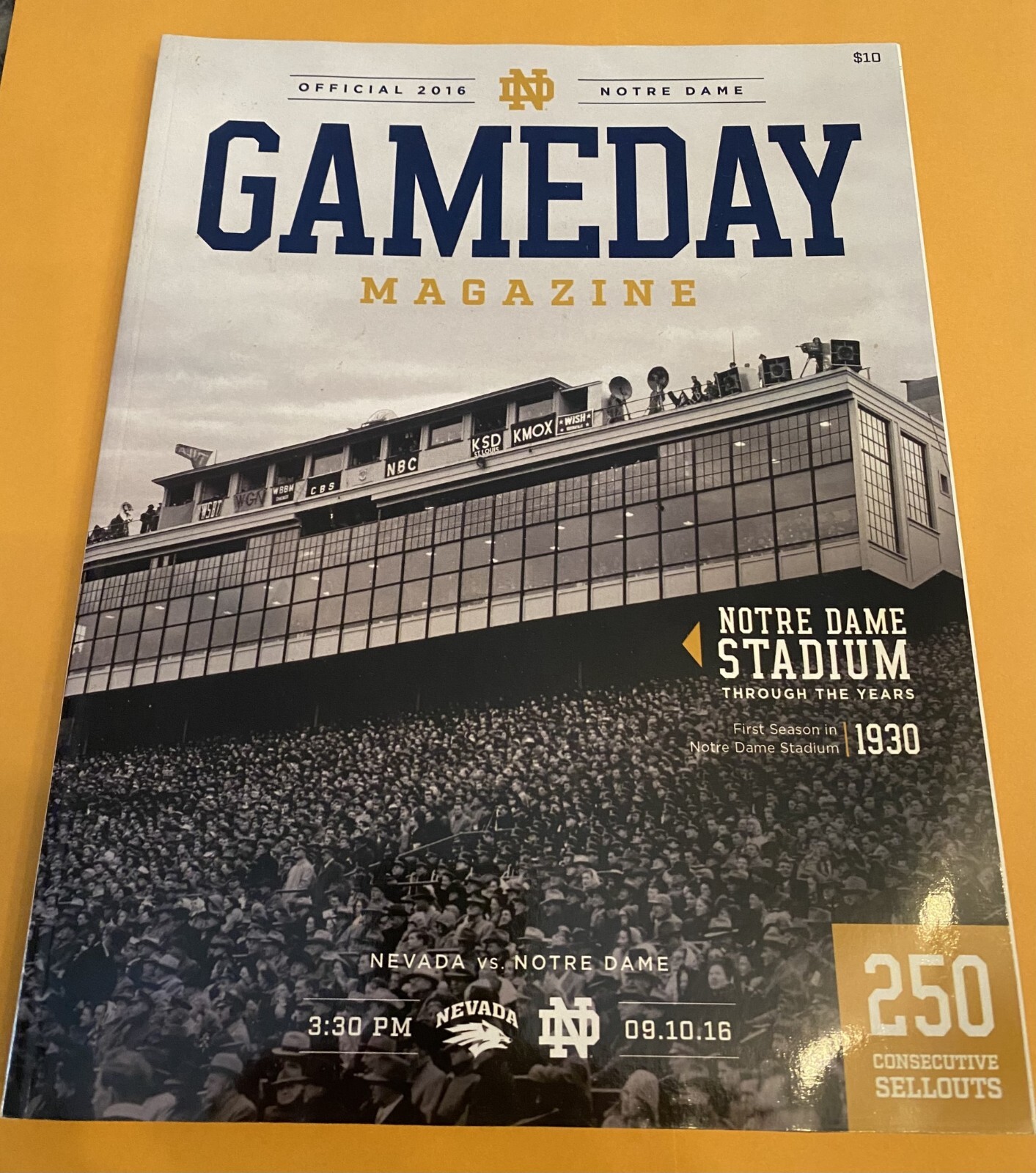 Notre Dame vs Nevada Gameday Magazine Program September 10, 2016 Non-circulated!
