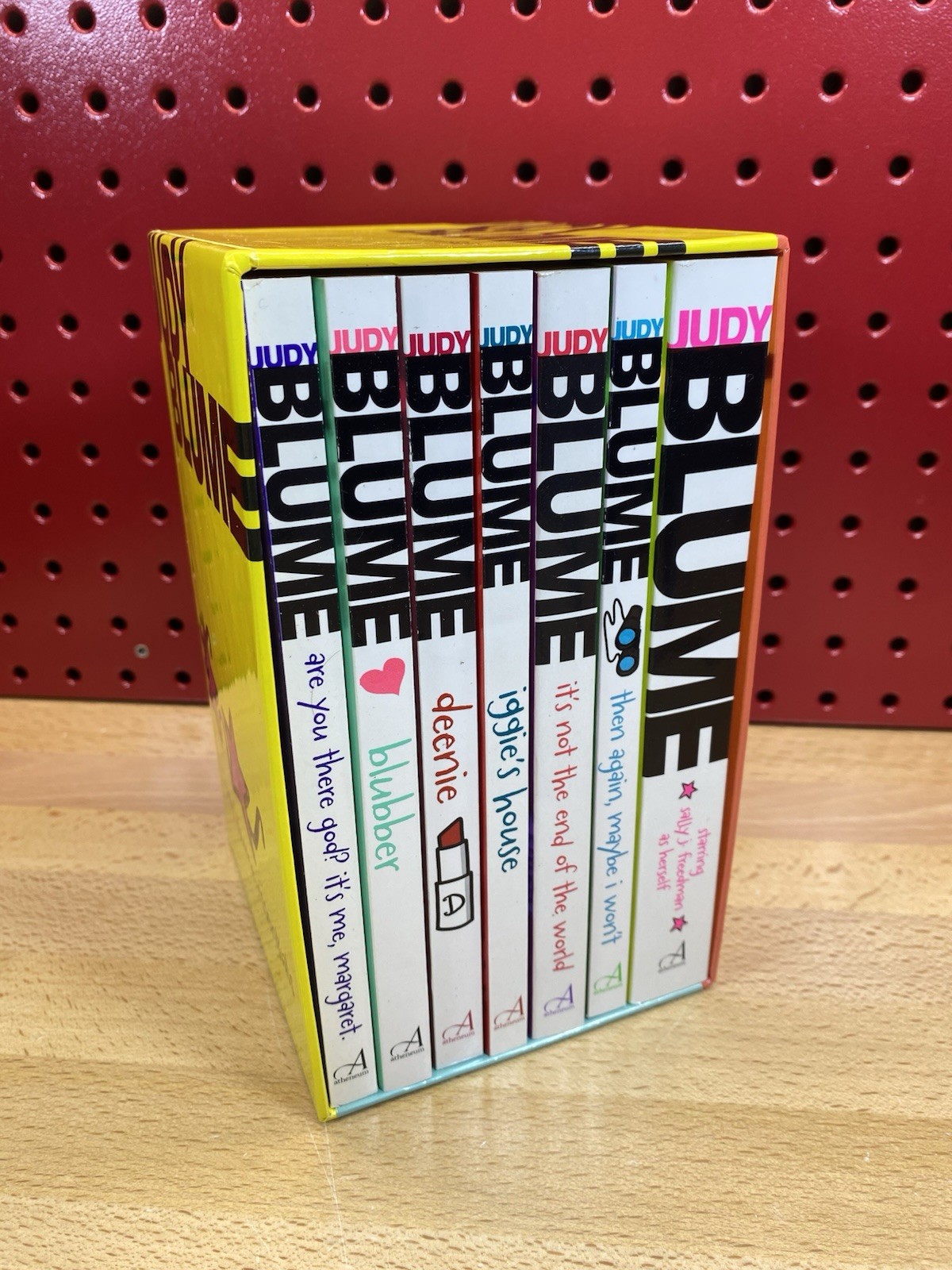 Judy Blume Essentials (Boxed Set) : Are You There God? It’s Me NEW OPEN BOX