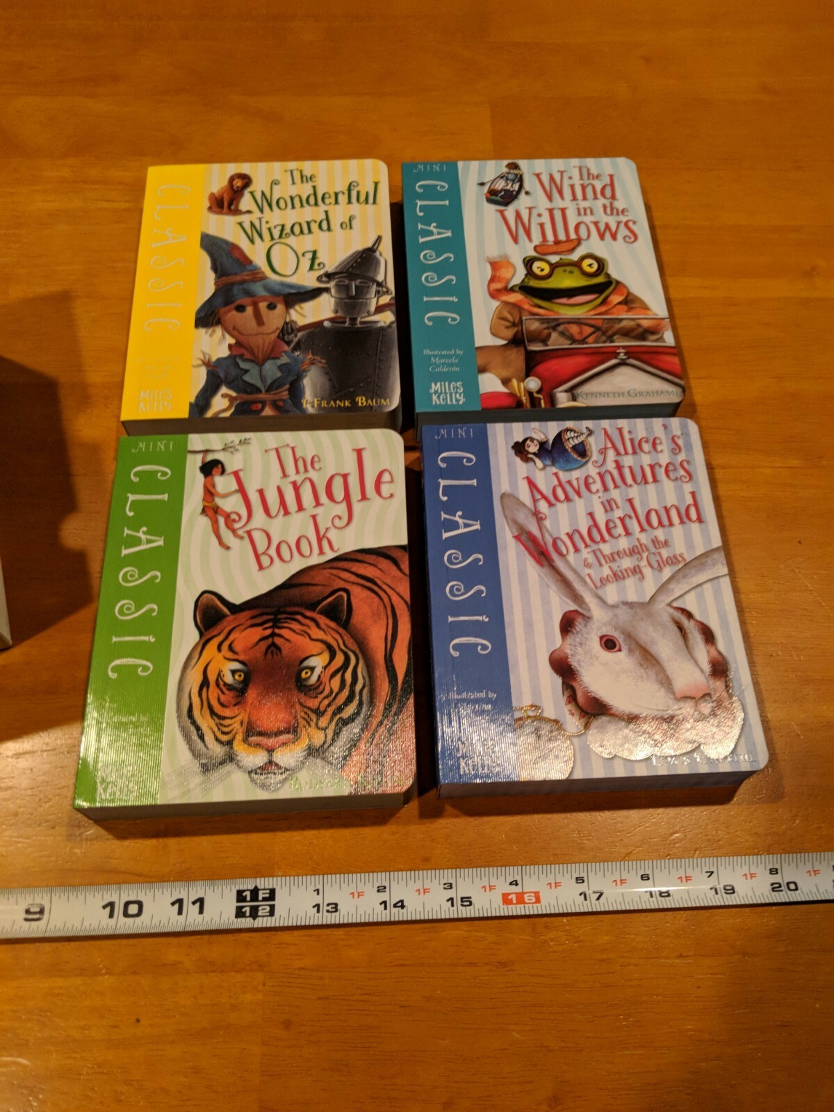 New Four Mini Classics Wizard Oz Wind Jungle Alice 4 Book Box Set Free Shipping