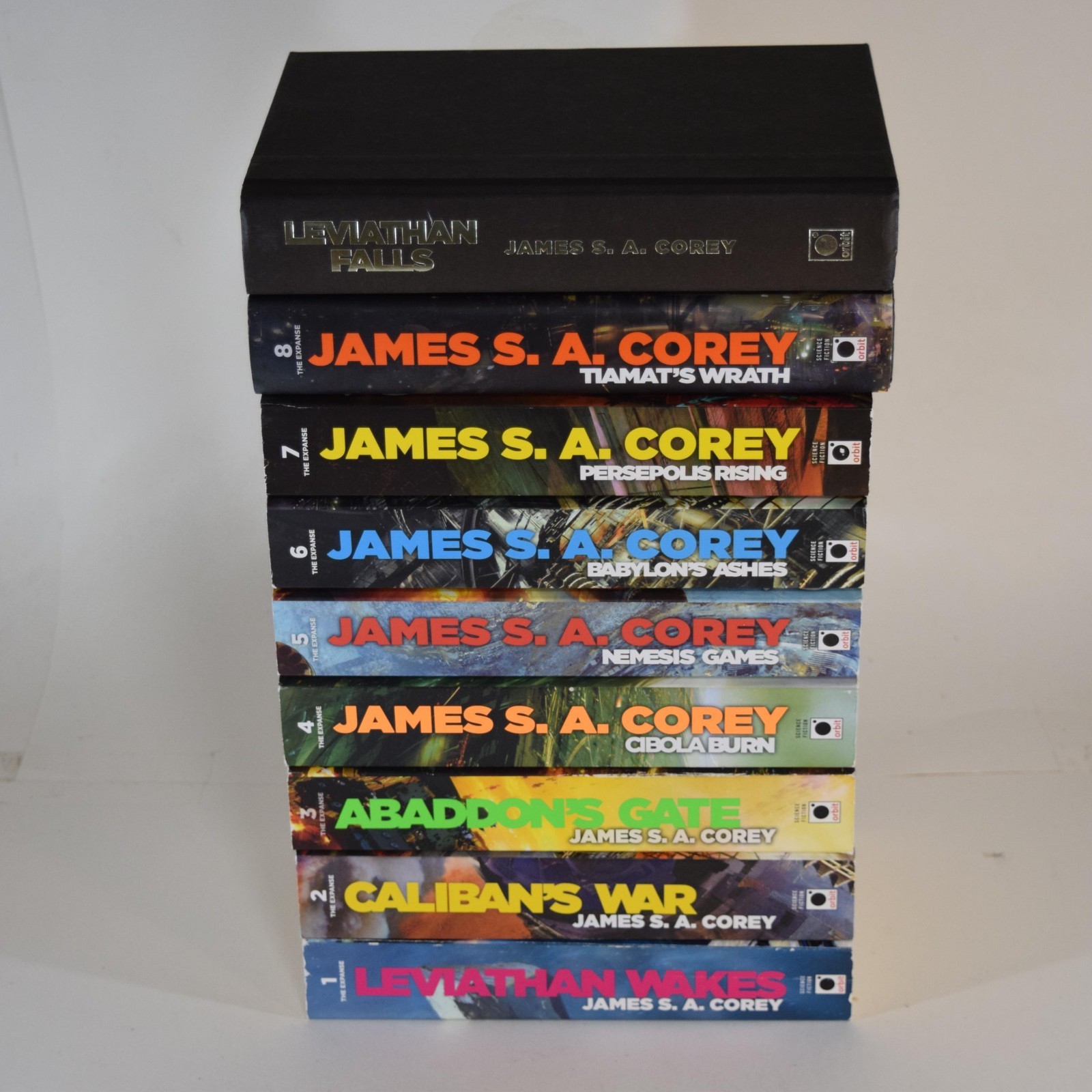 James S.A. Corey The Expanse Complete Series 1-9 – Trade Paperback + 2 hardcover