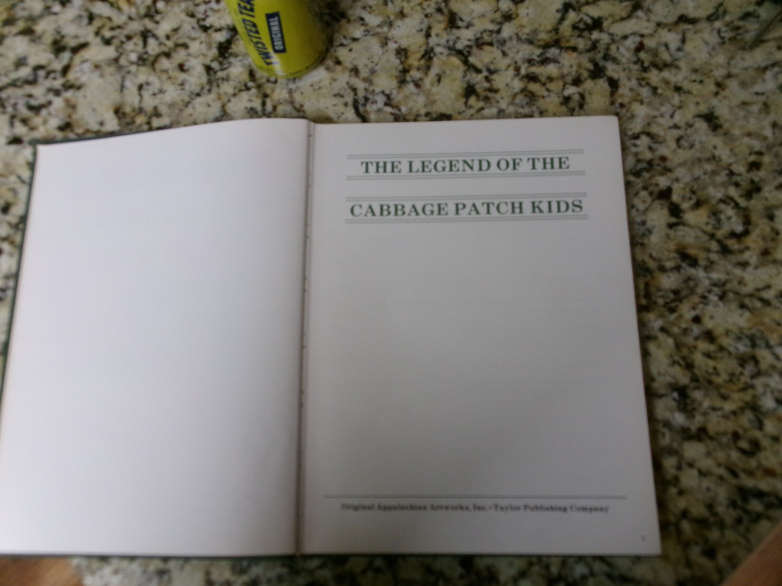 Legend Of The Cabbage Patch Kids Book 1984 256 pages Green cover FIRST EDITION