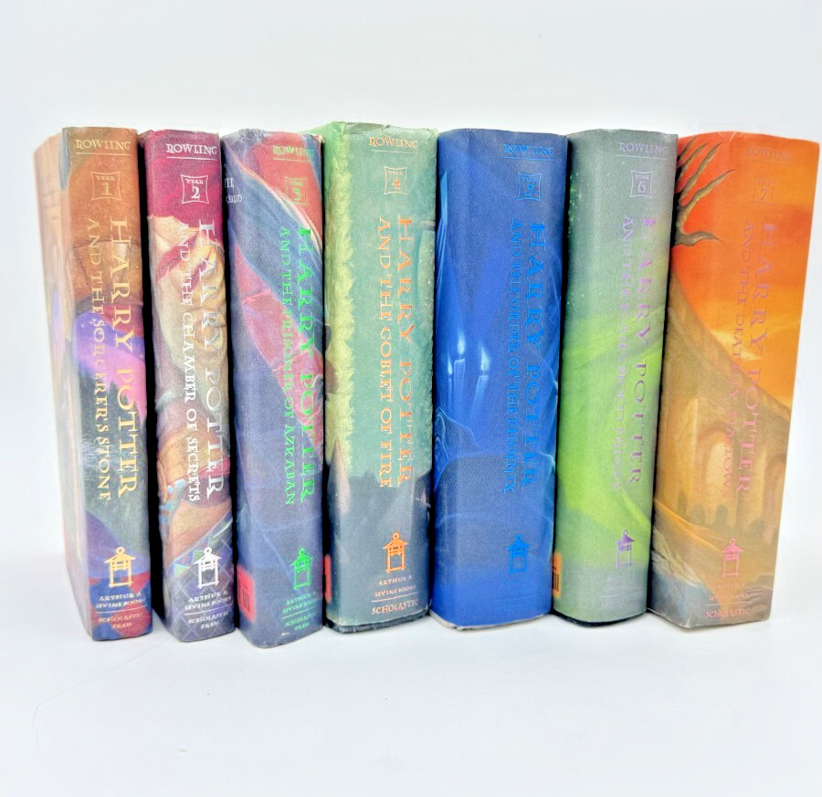 Harry Potter Hardcover Boxed Set: Books 1-7 plus bonus by J. K. Rowling…