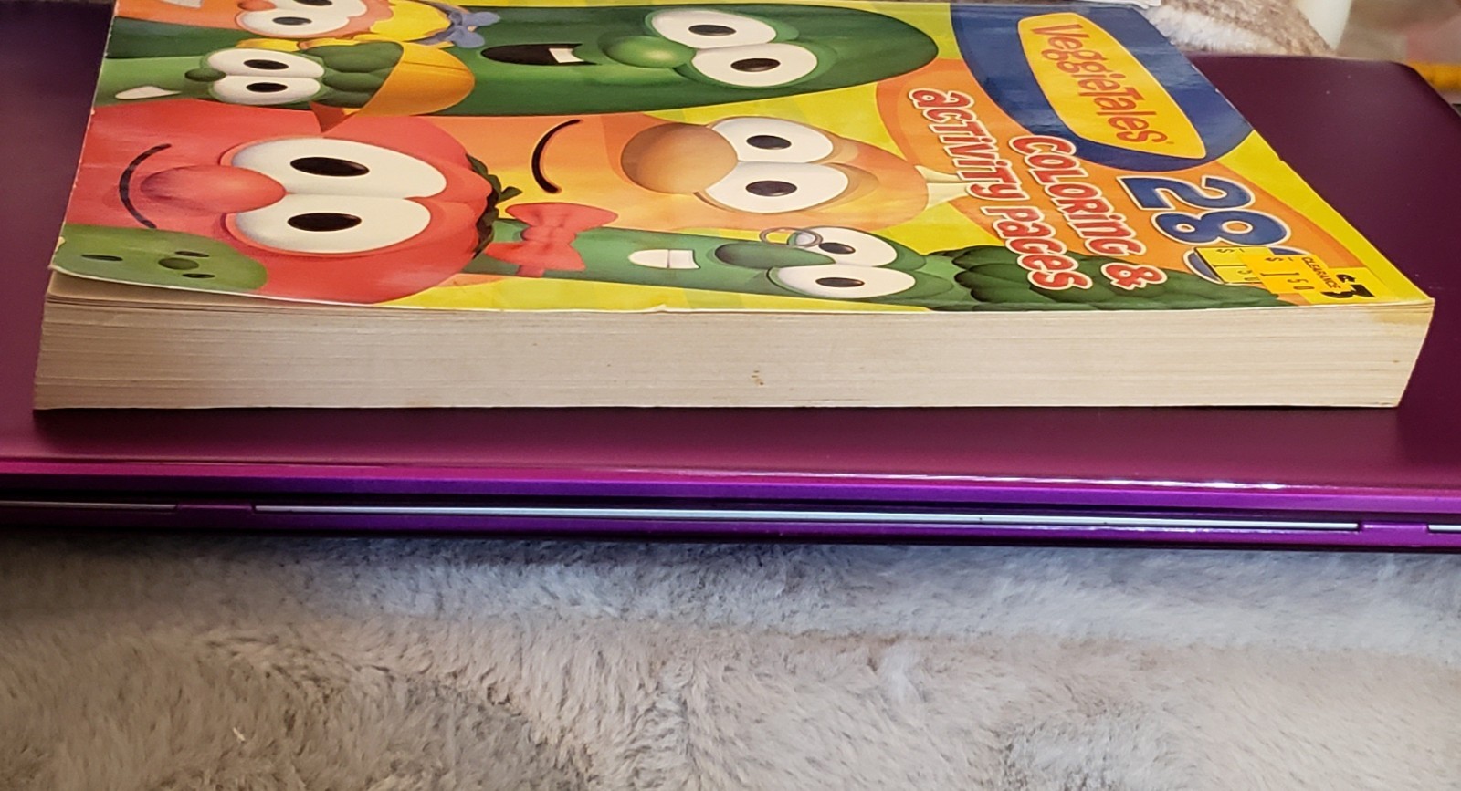 Vintage 2009 VeggieTales 288 Coloring & Activity Pages Book – UNCOLORED!!!