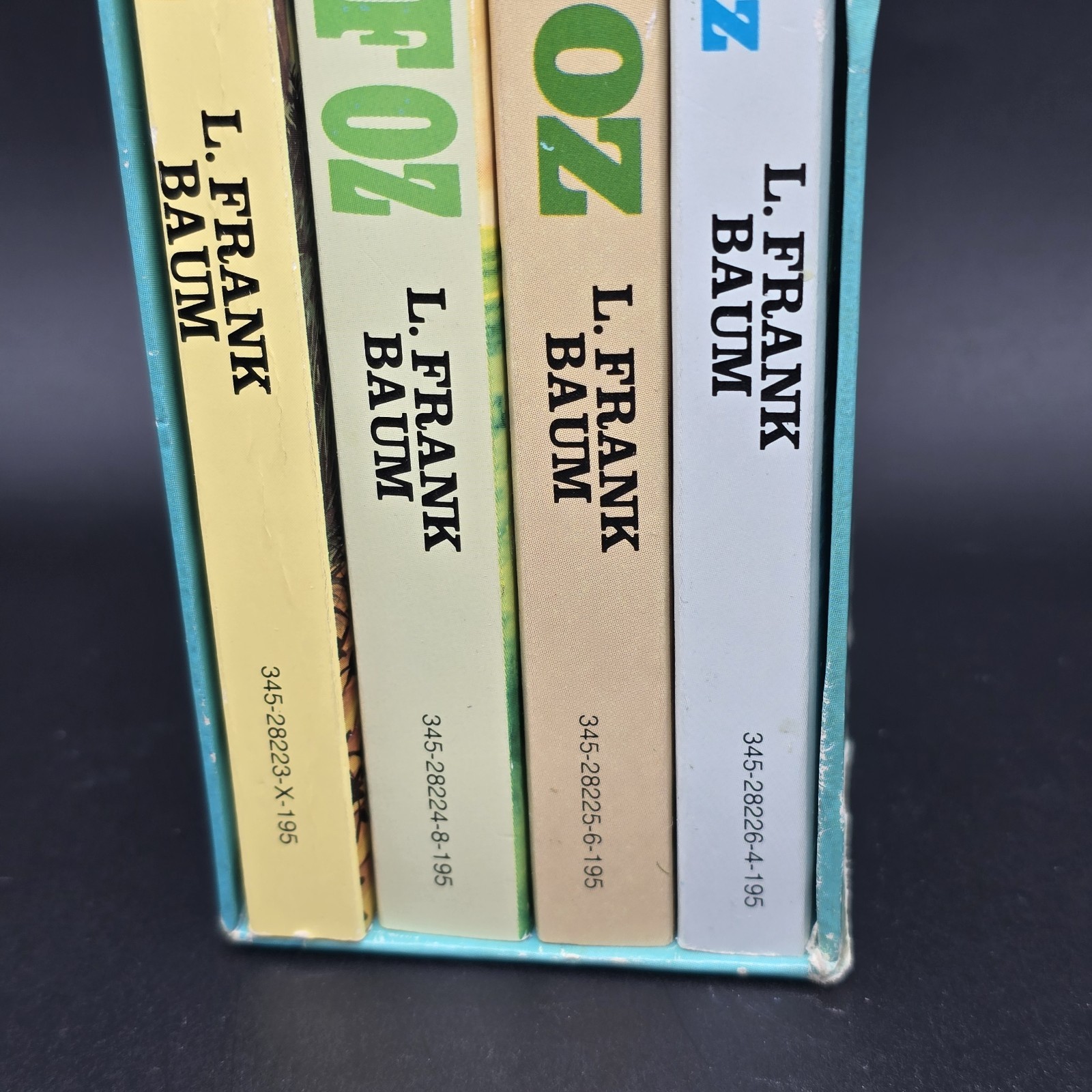 The Magical World of Oz by L. Frank Baum 4 Book Box Set Del Rey Paperback