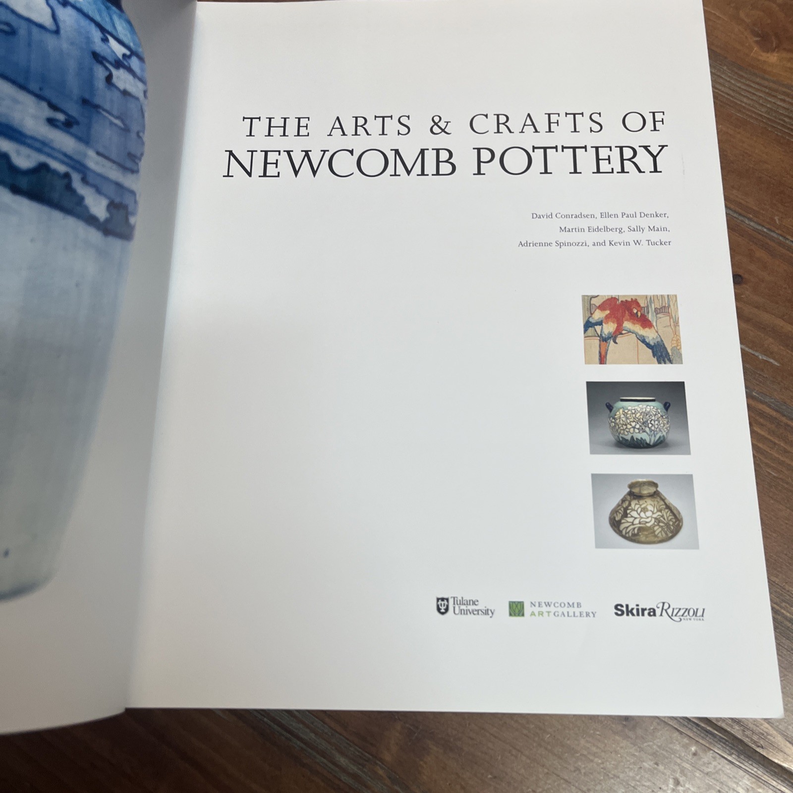 The Arts & Crafts of Newcomb Pottery Reference Large Coffee Table Book SkiraRizz