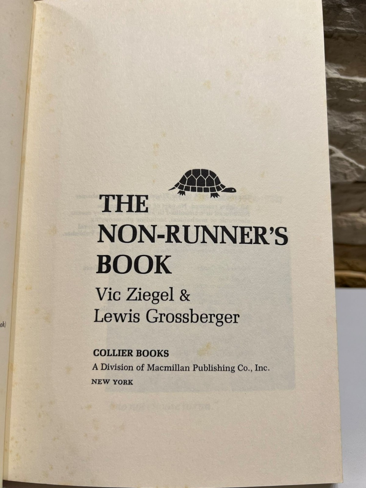 The Non-Runner’s Book Vic Ziegel & Lewis Grossberger 2nd Printing 1978 Lifestyle