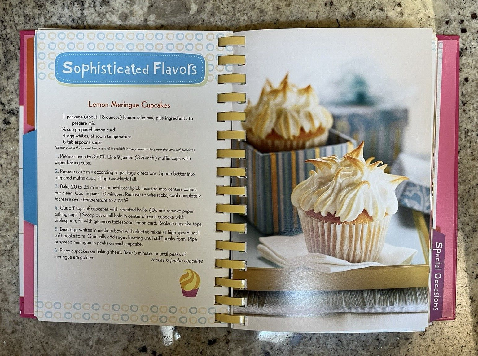 CUPCAKES Favorite Brand Name 3 Books in One Spiral Bound Cookbook 288 pages NEW