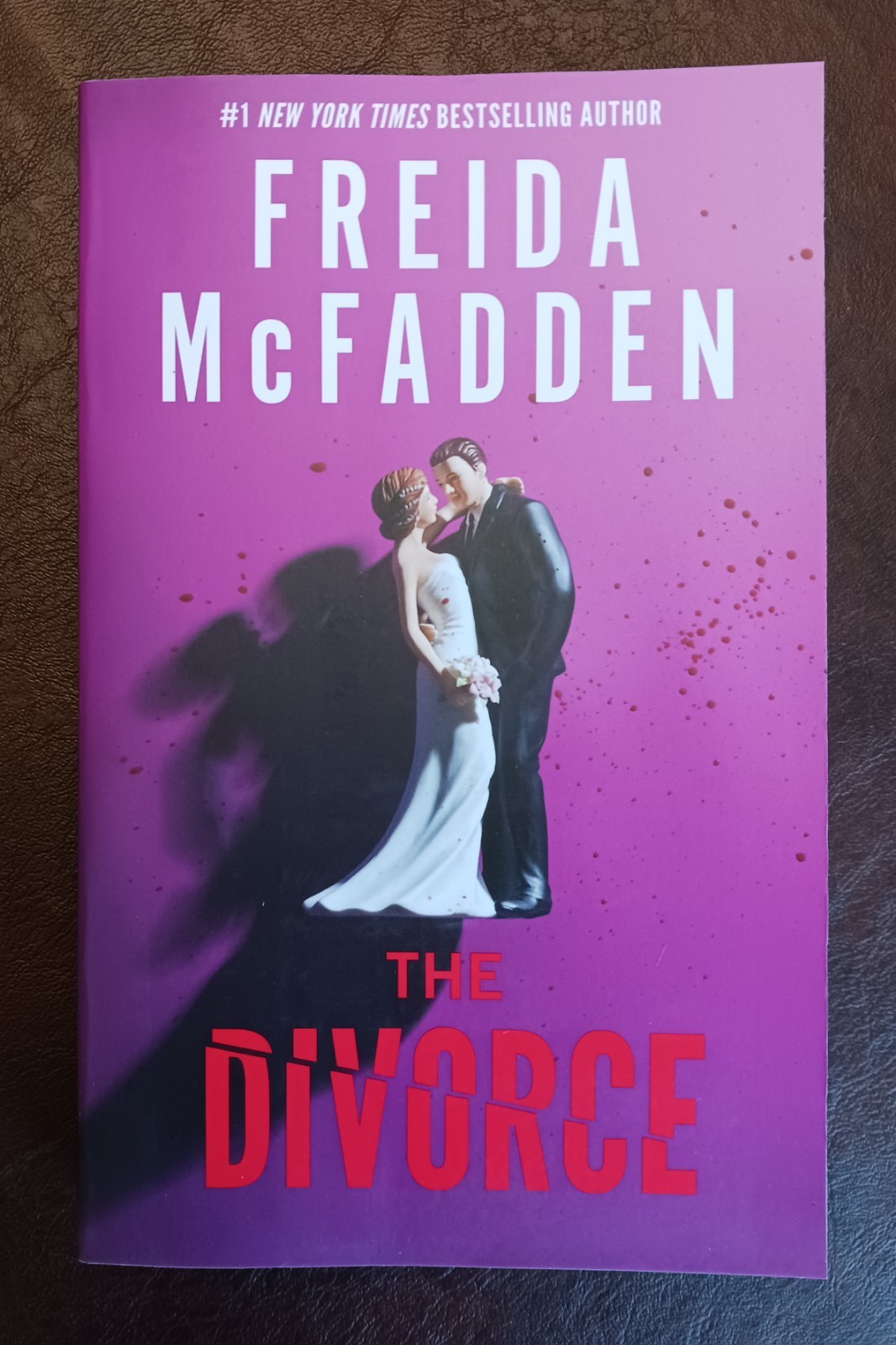 SIGNED Freida McFadden Autographed Book – The Divorce, Signed Edn 1st Print 2026
