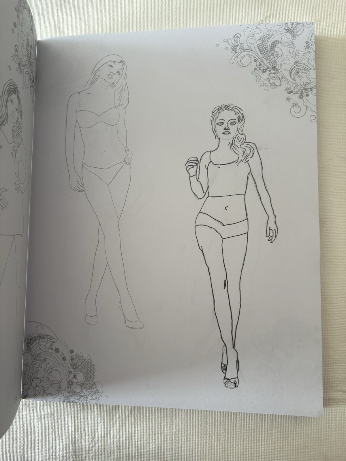 Fashion Girlz Fashion Design Sketch Book 400 Pages New