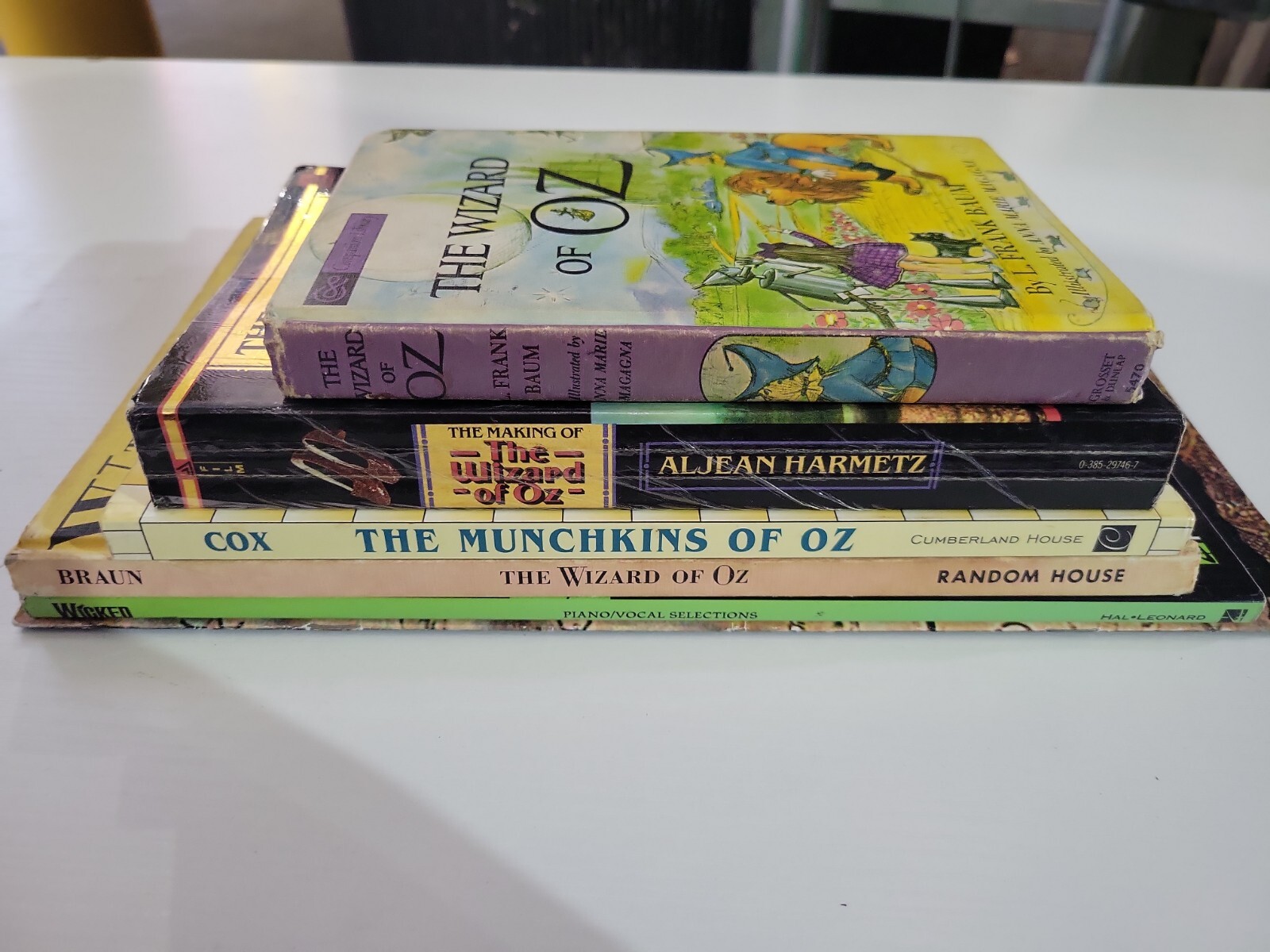 The Wizard of Oz BOOK BUNDLE ~ 7 AWESOME OZ Books ~ (7th bonus book added!)