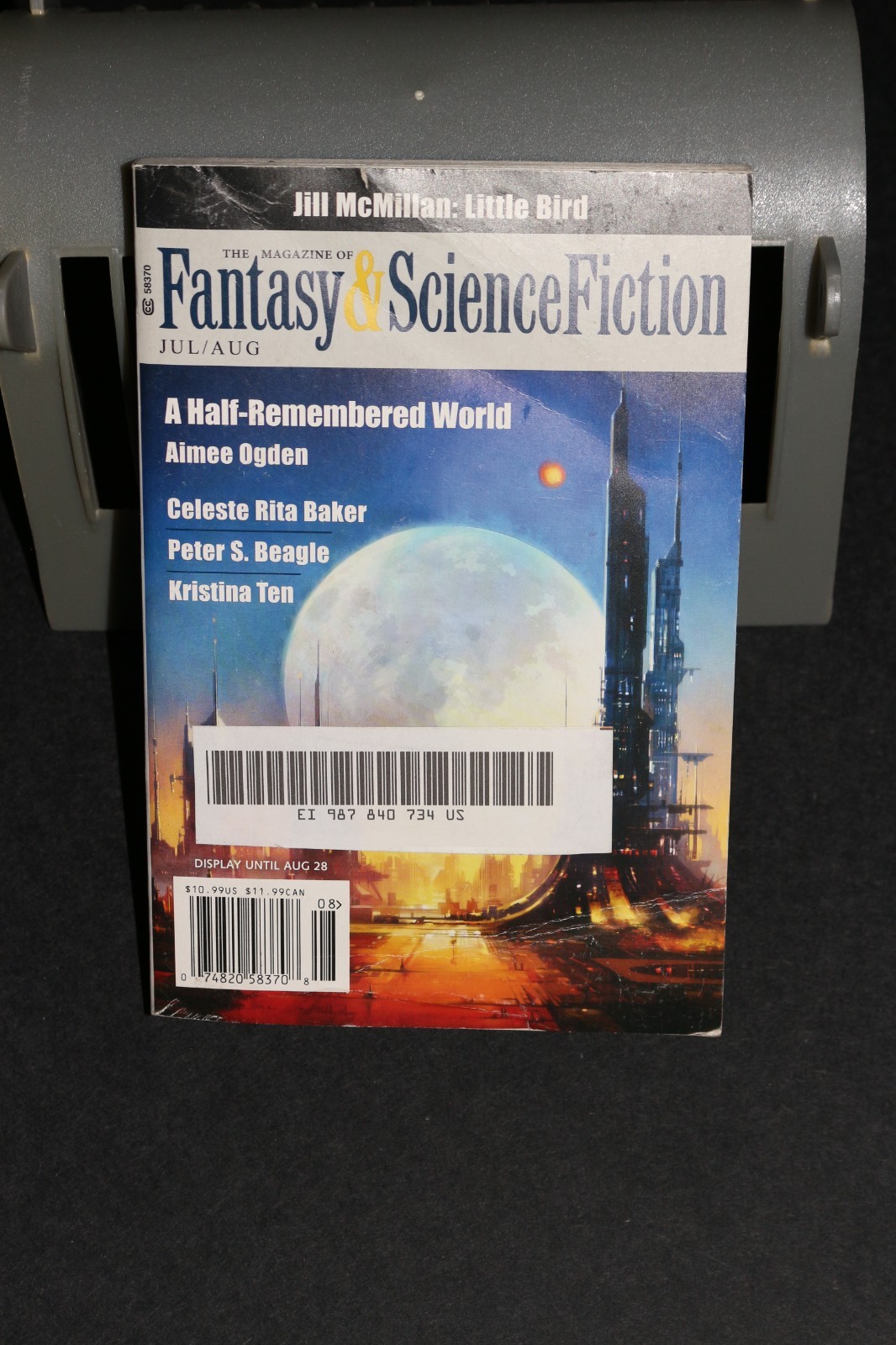 FANTASY & SCIENCE FICTION BOOK