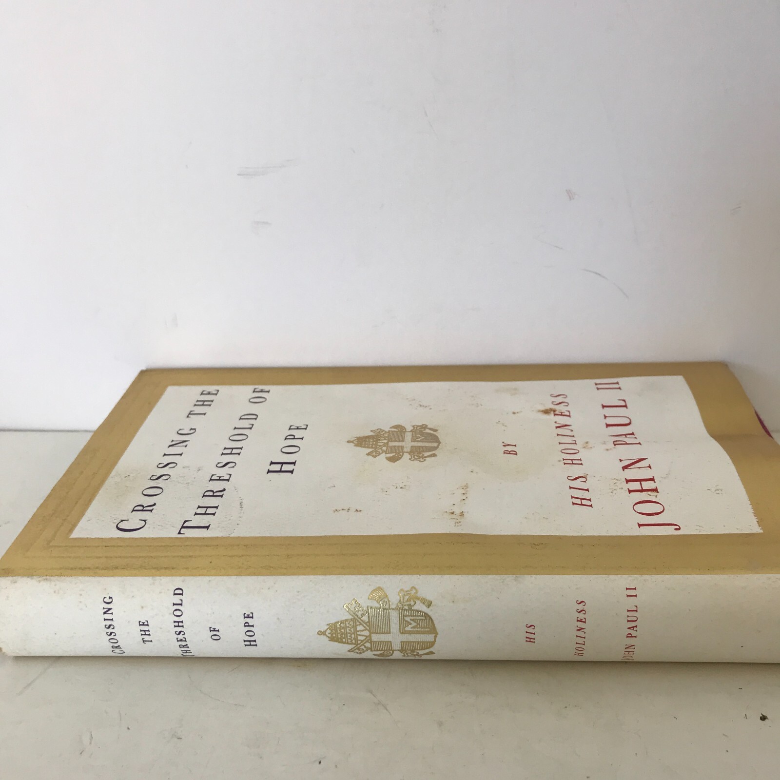 Crossing the Threshold of Hope by Pope John Paul II 1994 English 244 Pages