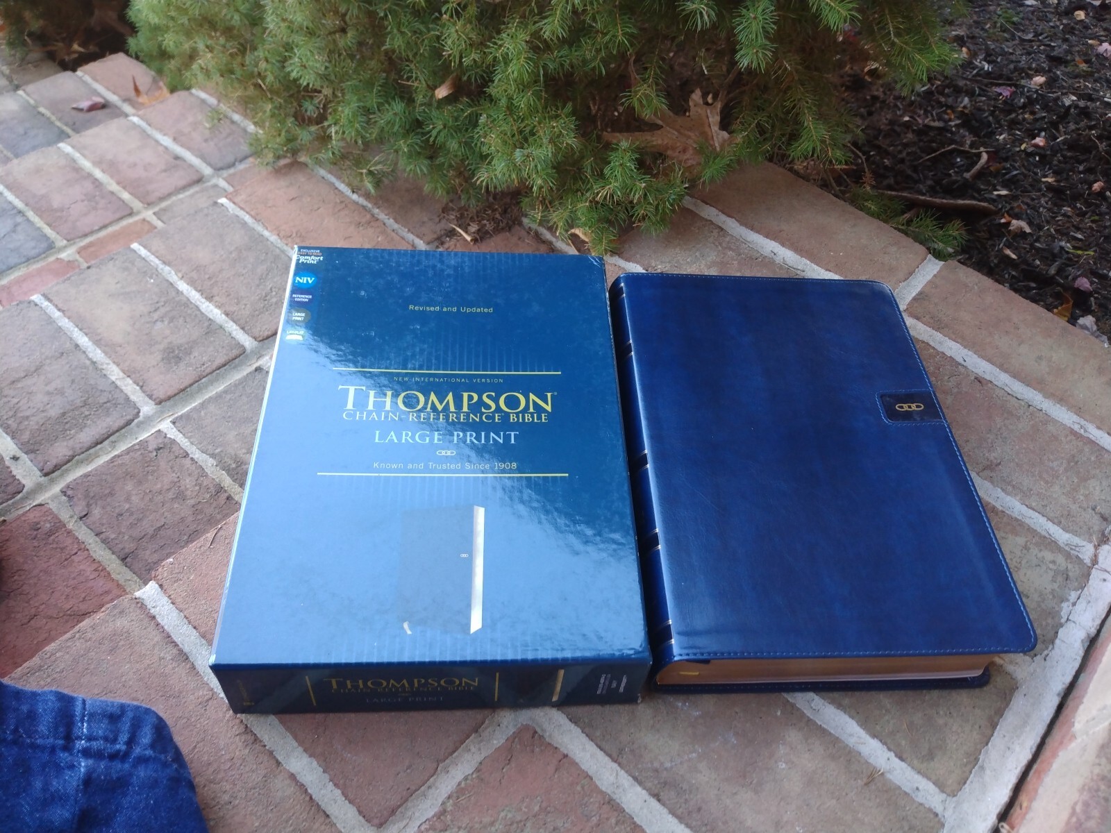 NIV Large Print Thompson Chain Reference Bible Navy~ Retails~89.99 Leathersoft