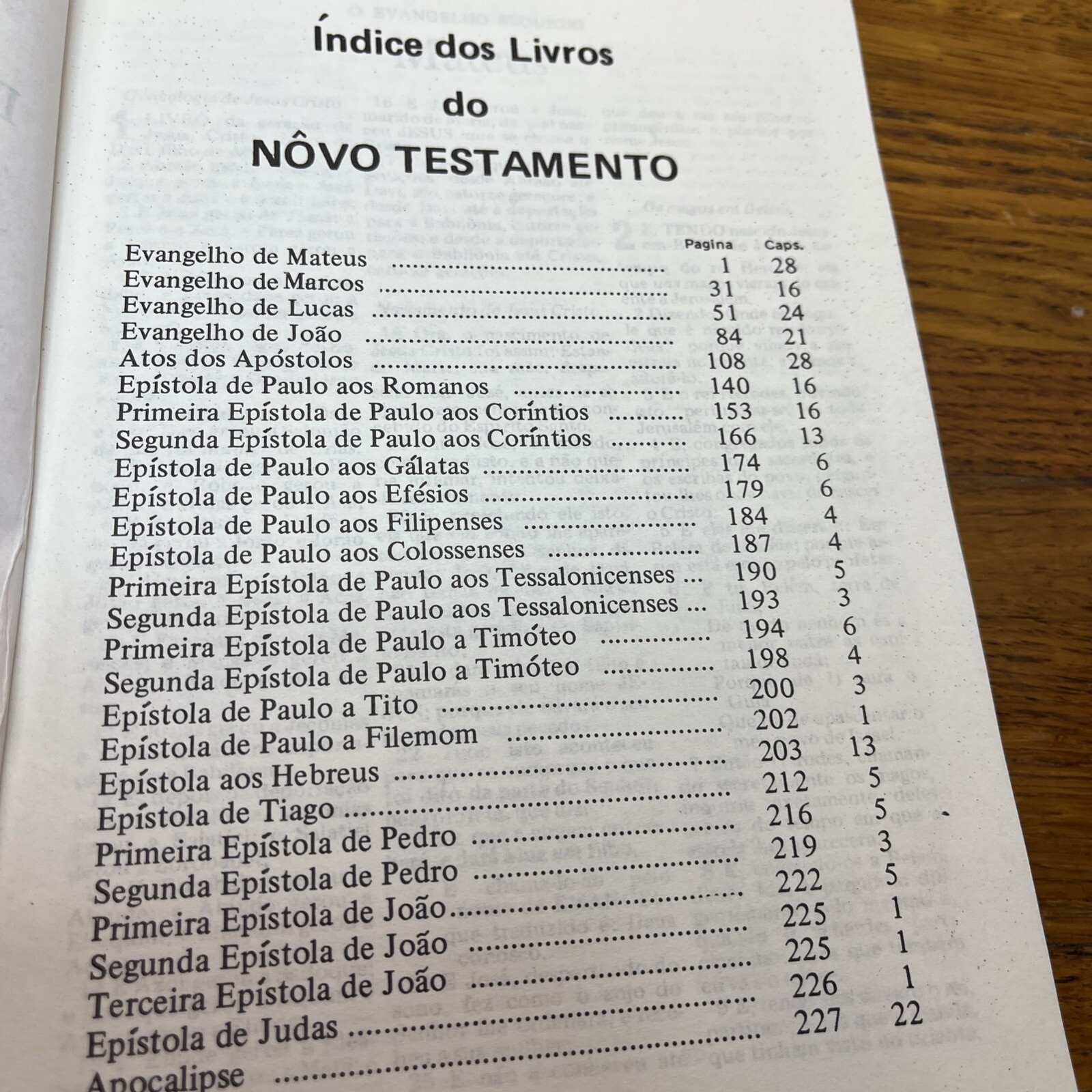 O Novo Testamento PORTUGUESE New Testament – 1980 – Lifegate Inc – 244 Pages -PB