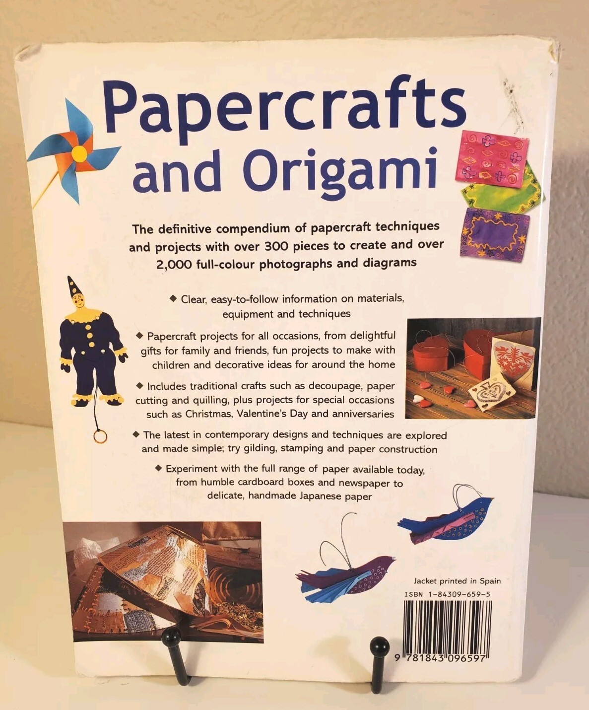 Papercrafts and Origami Paperback Softcover Hermes House Arts & Crafts 512 Pages