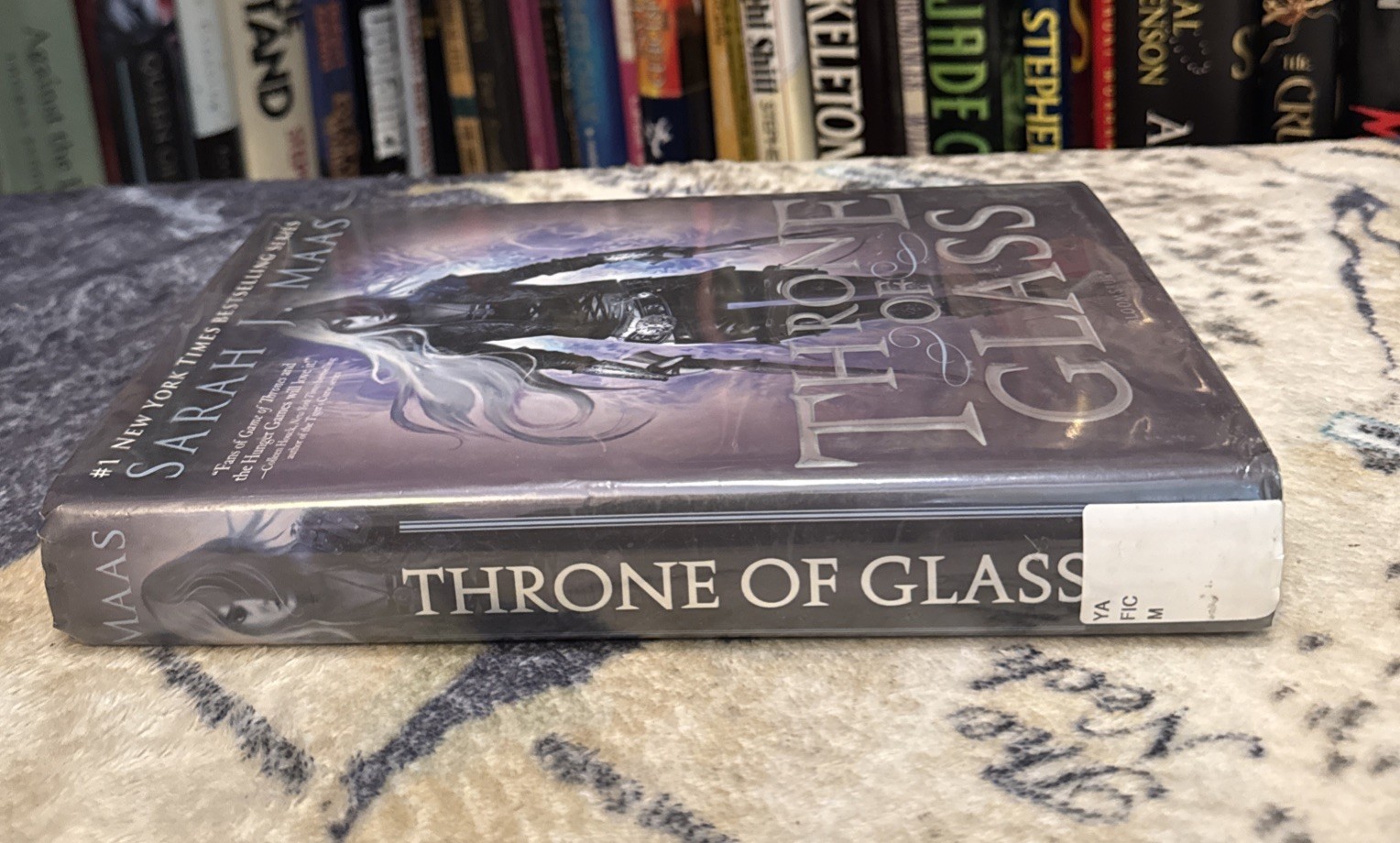 Throne of Glass – Sarah J Maas (Hardcover) Late Print, Original Cover, Ex-Lib.