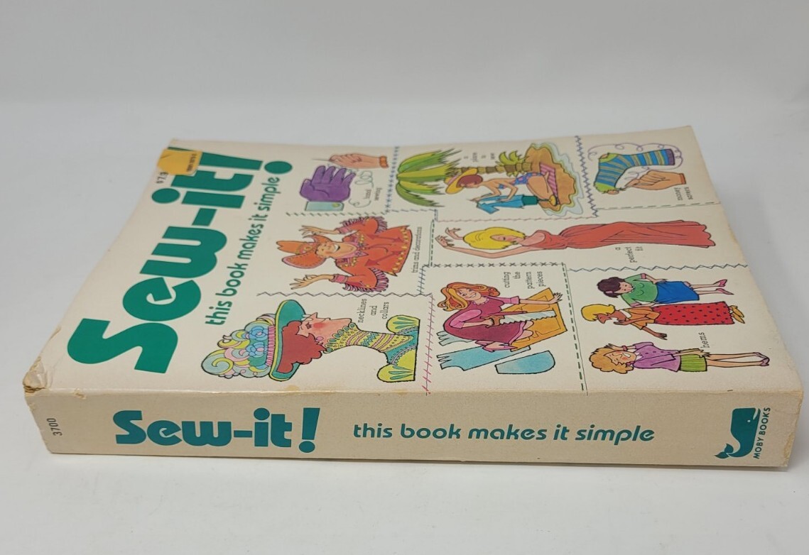 Sew It: This Book Makes It Simple 1980 Paperback Illustrated 512 pages Rare HTF
