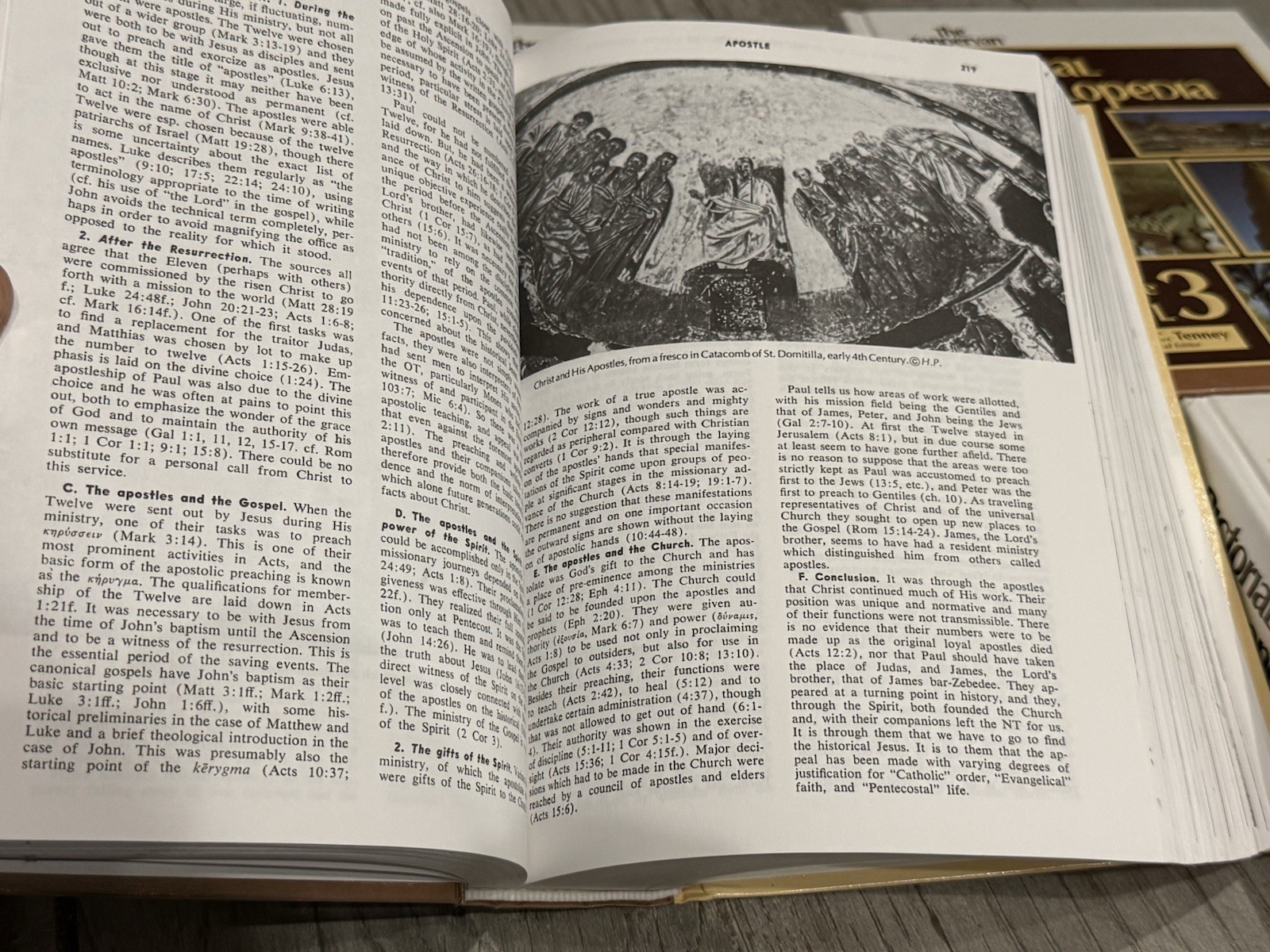 ✝️ Zondervan Pictorial Encyclopedia of the Bible Volume 1-5 – 1975