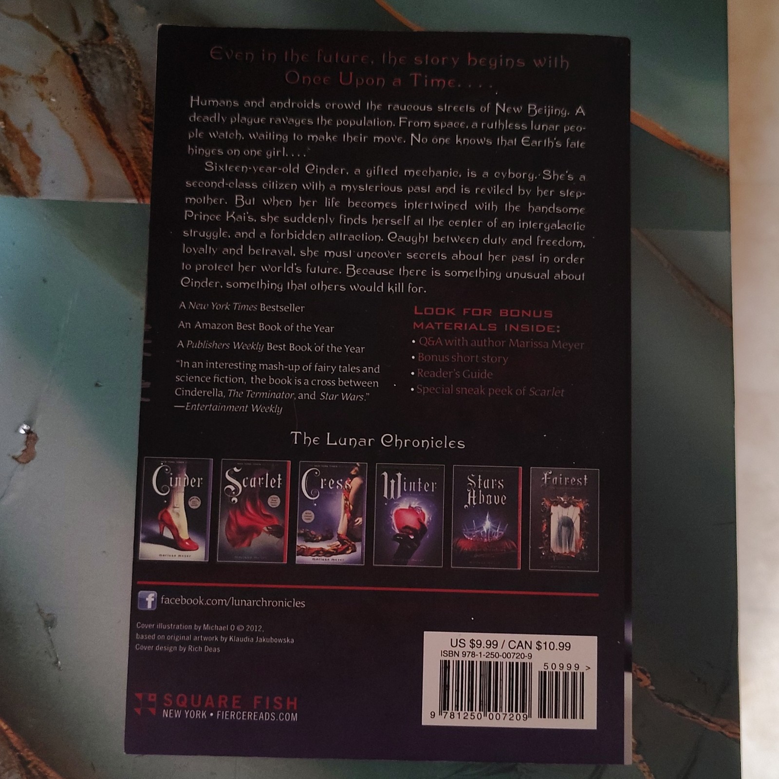Cinder Marissa Meyer Paperback Square Fish Lunar Chronicles Bonus Story