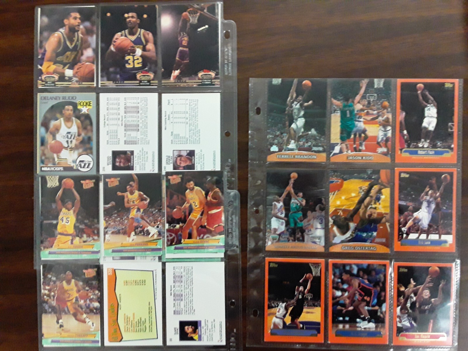 Basketball Trading Cards 31 Ultra Pro sheets full 300 random cards G+ 240403