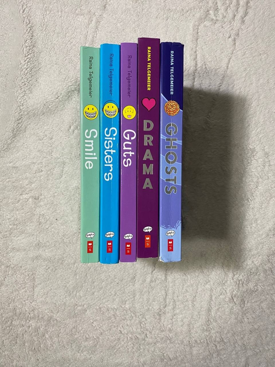 Raina Telgemeier 5 Book Lot