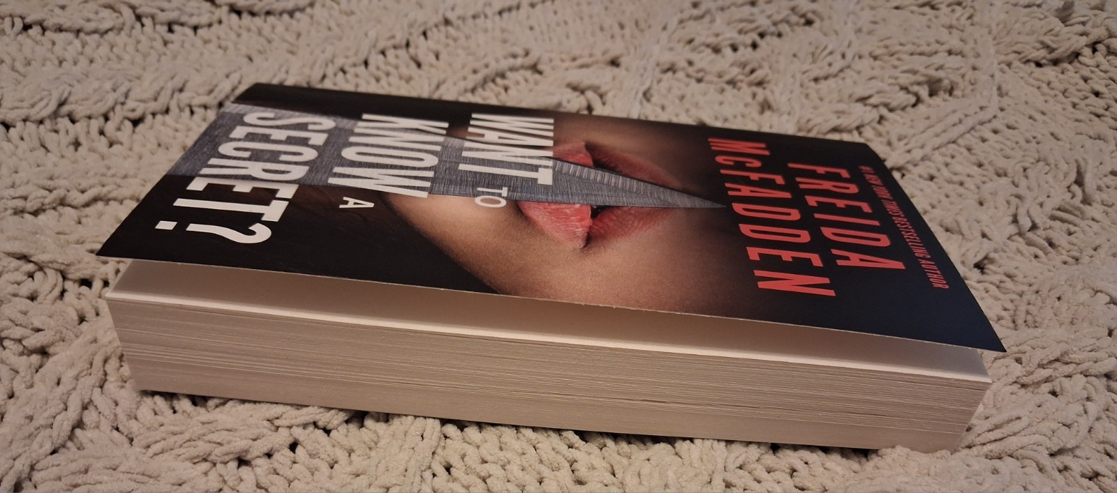 Want to Know a Secret? – Paperback By Freida McFadden (EUC)