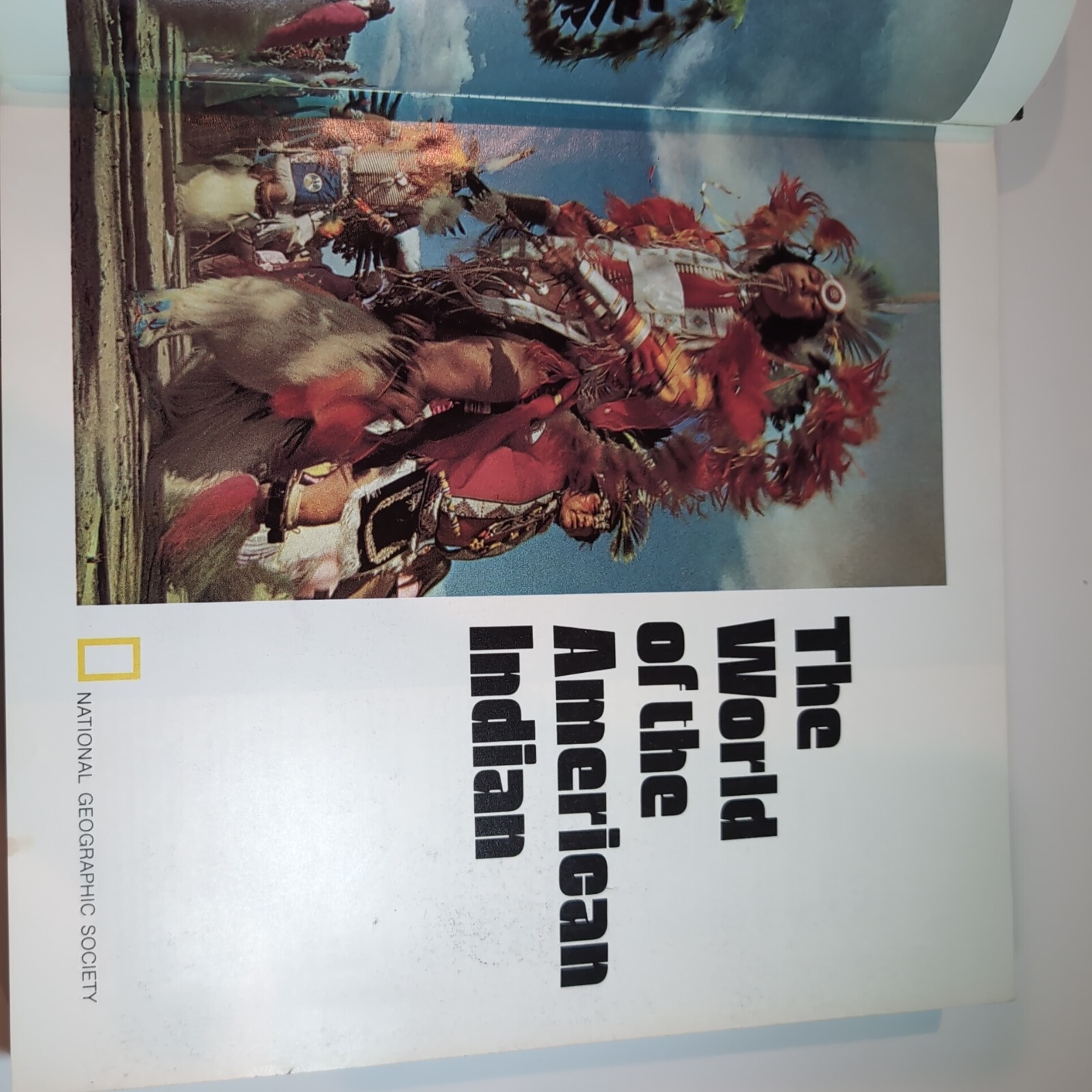 The World of the American Indian, 1974 National Geographic Society HC 400 pages