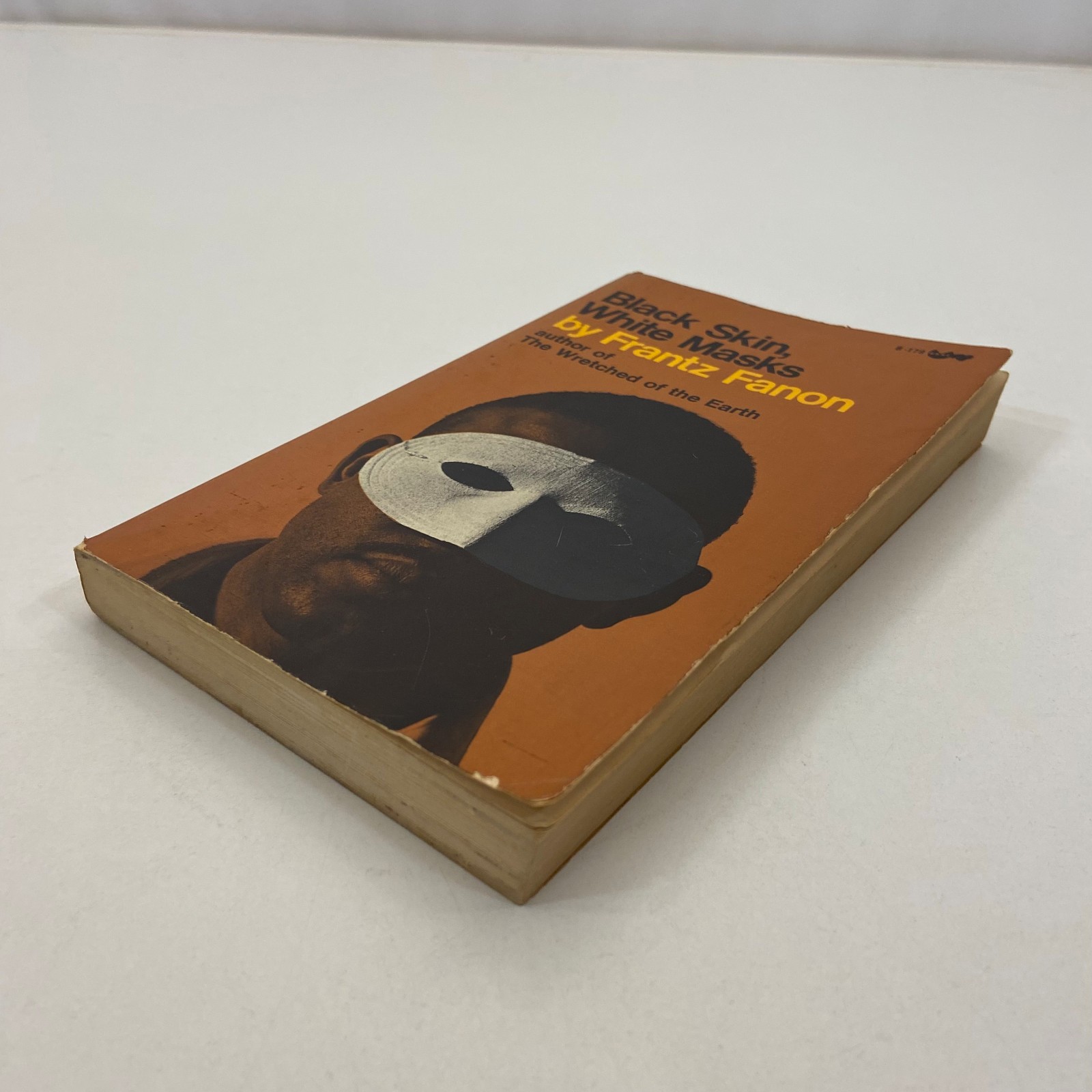 Black Skin White Masks Frantz Fanon Evergreen Black Cat Ed 1st Print 1968 MMPB