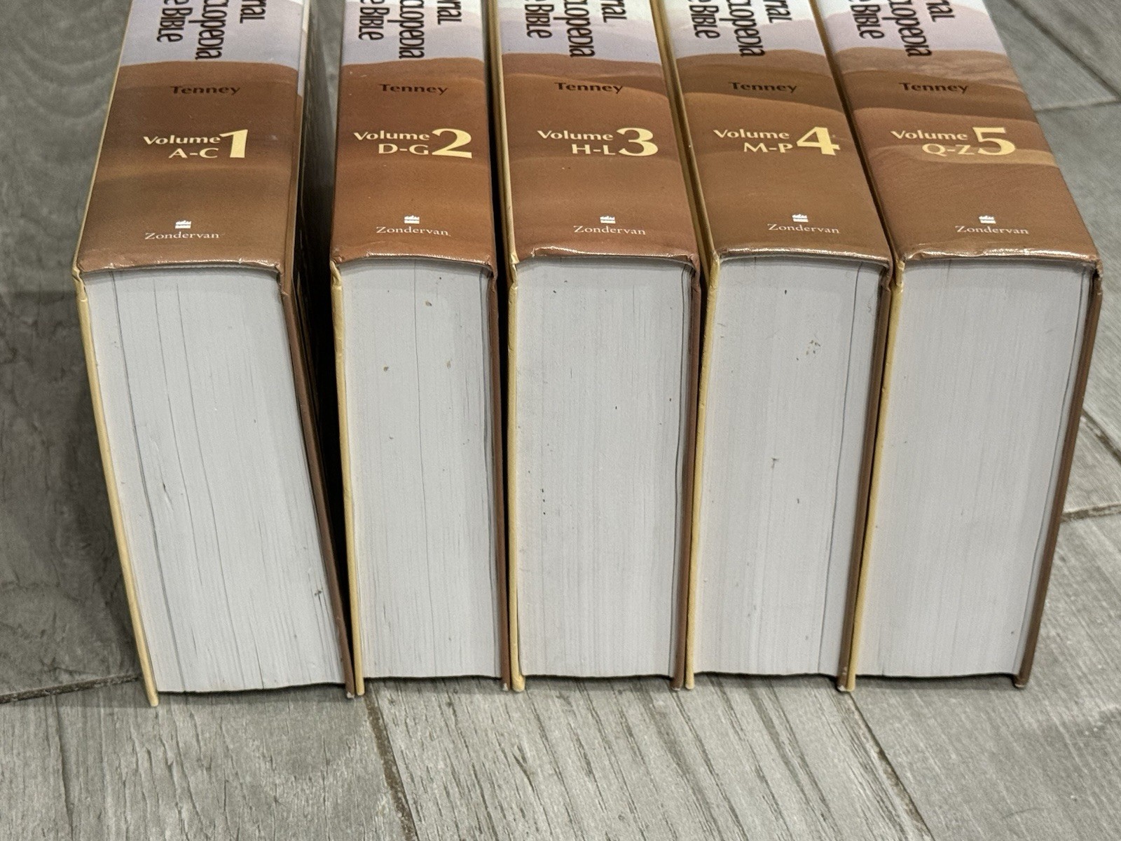 ✝️ Zondervan Pictorial Encyclopedia of the Bible Volume 1-5 – 1975