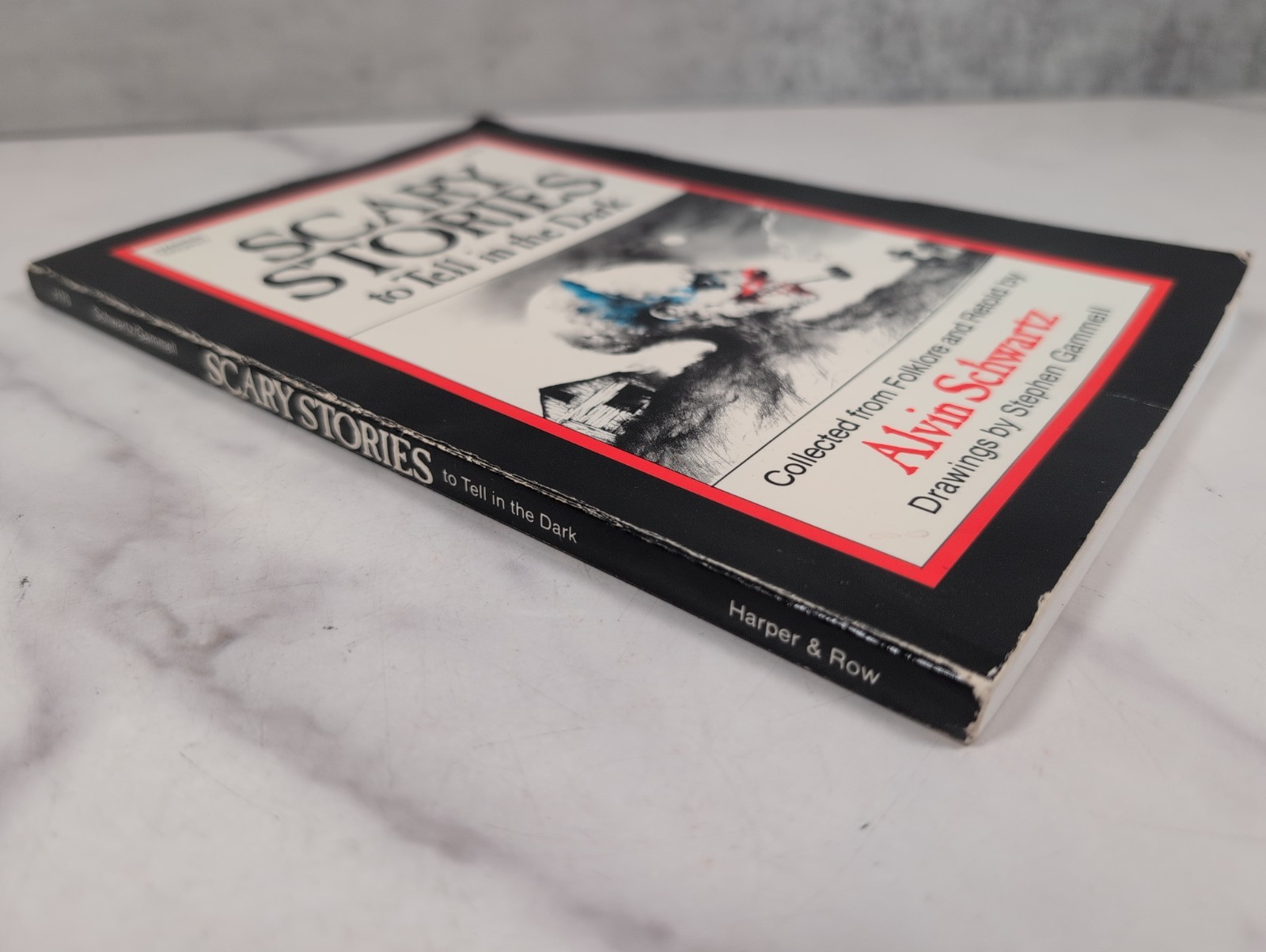 Scary Stories to Tell in the Dark by Alvin Schwartz (Paperback, 1986 1st Harper)