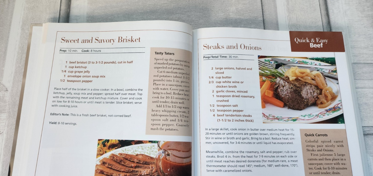 Taste of Home 2006 Weeknight Cooking Made Easy 336 pages hardcover 304 recipes