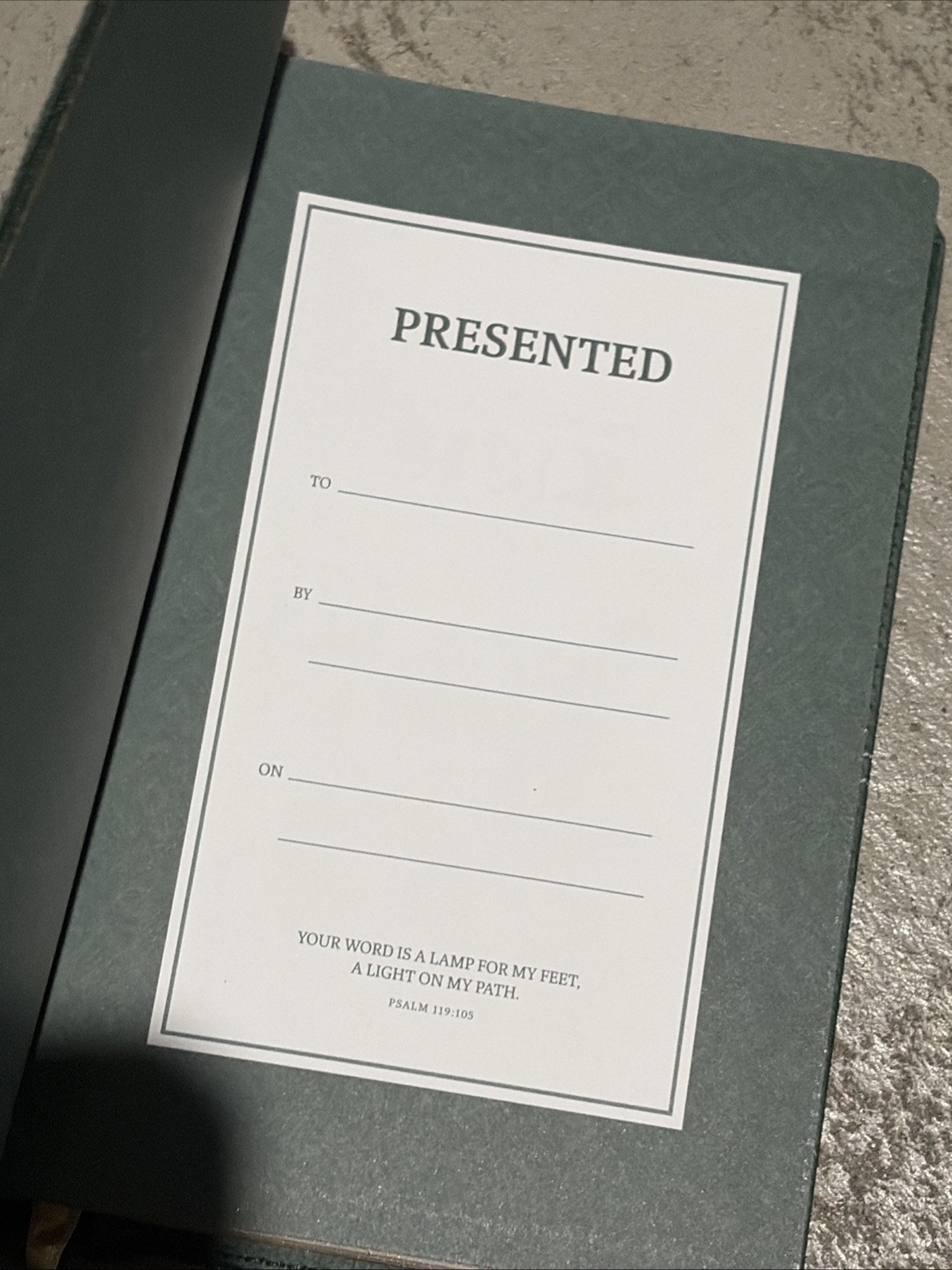 Holy Bible : Niv, Center-column Reference Bible, Green, Red Letter, Comfort P…
