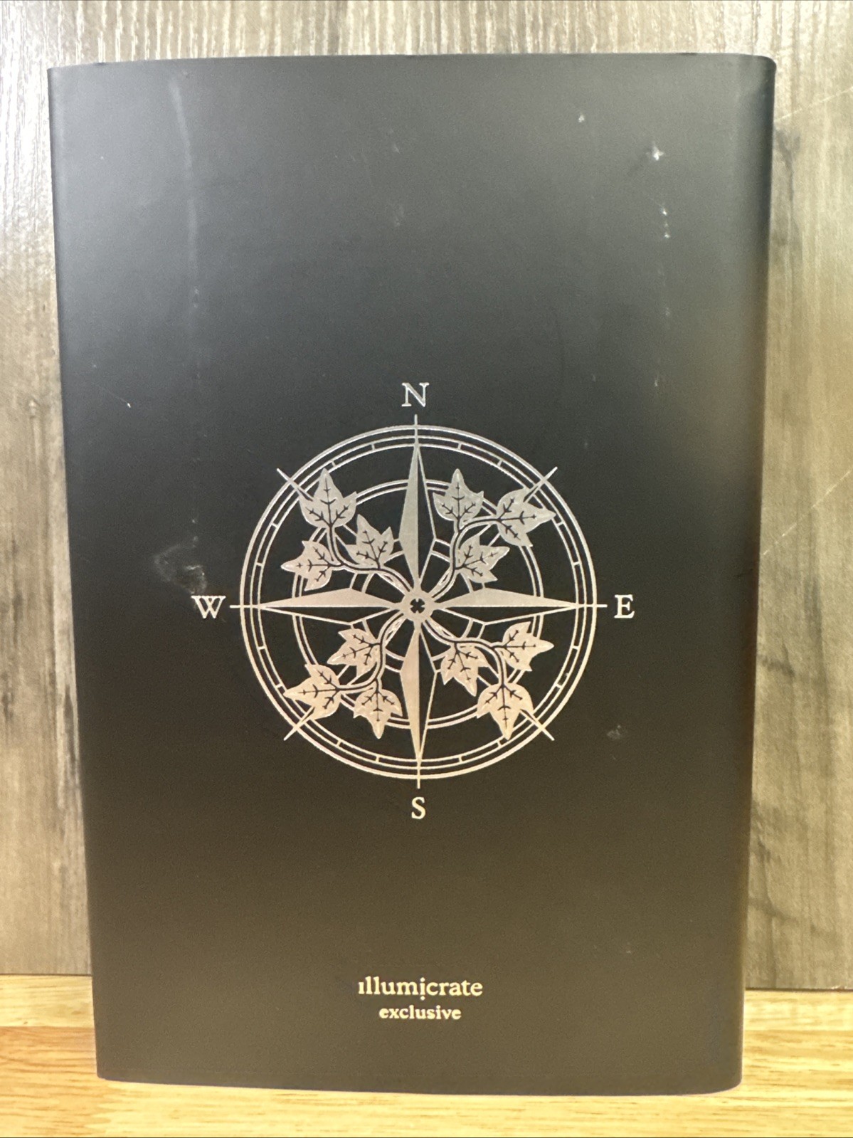 Illumicrate – Ninth House & Hell Bent – Leigh Bardugo – Exclusive Sprayed Edges